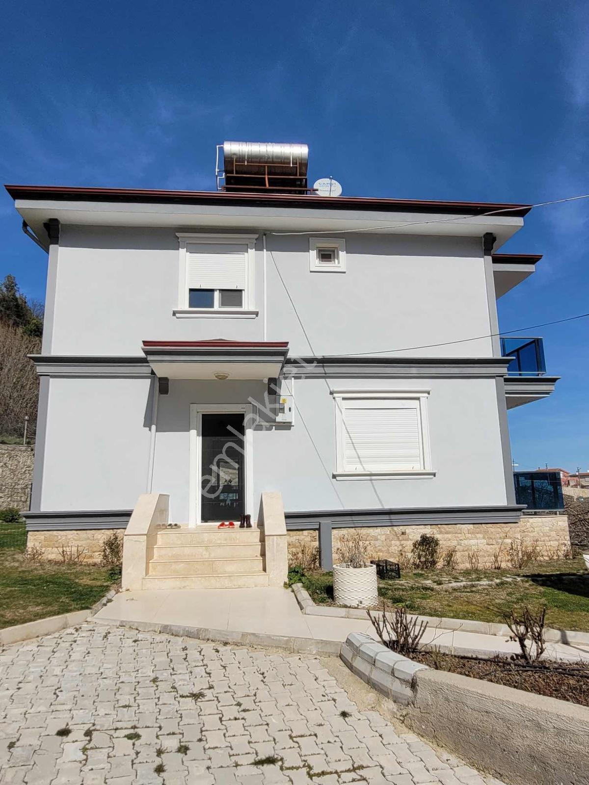 Çağlarca'da Deniz Ve Dağ Manzaralı 4+1 Satılık Villa - Görsel 4