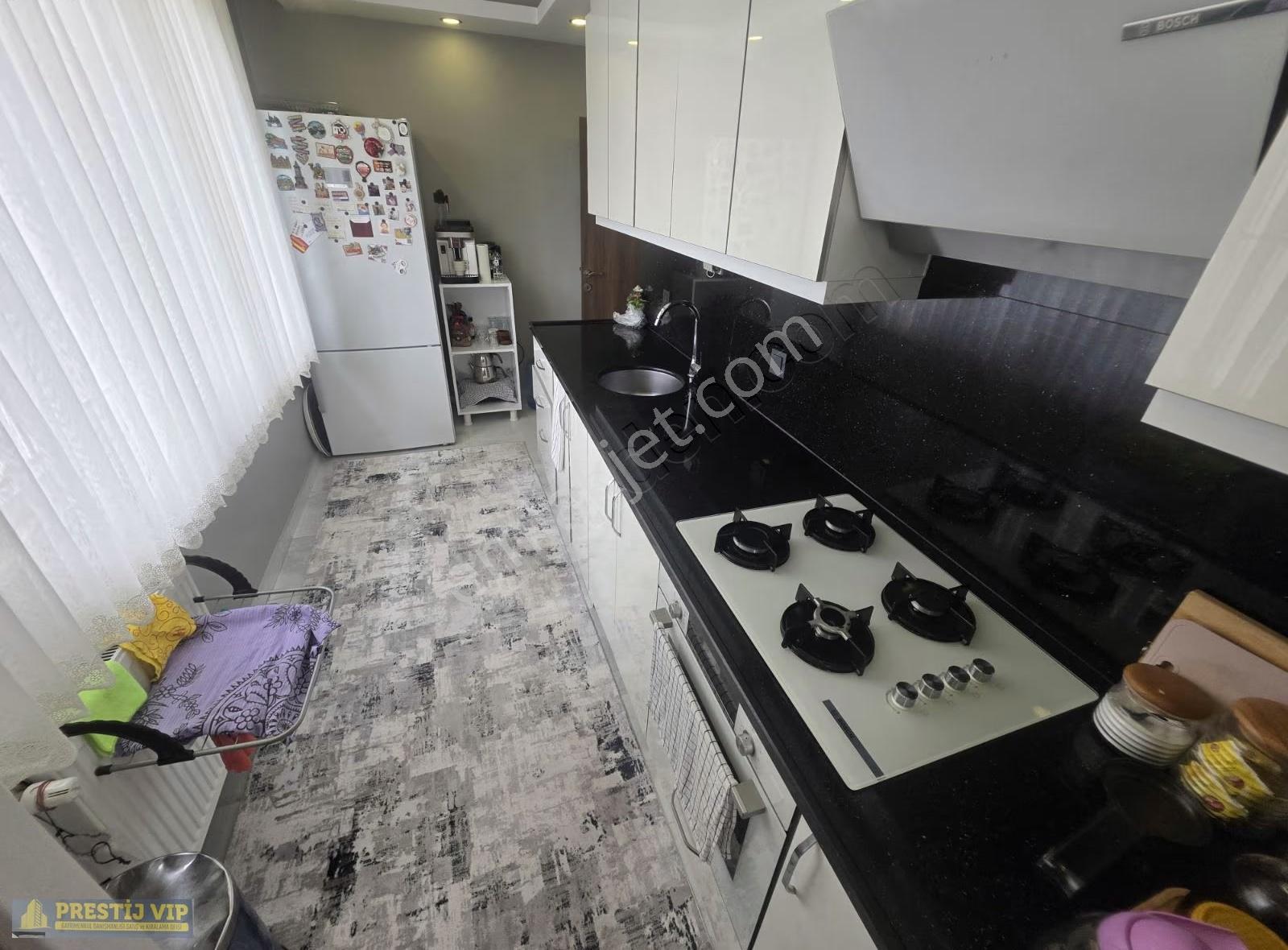 Prestij'den Tamamen Bağımsız Geniş Teras 4+2 Dublex Daire - Görsel 15
