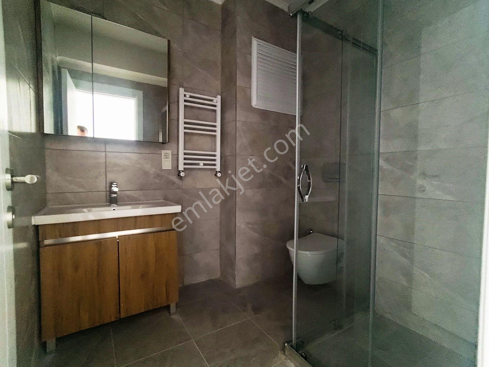 Mertcan Dan Havuzlu - Güvenlikli Site İçi 2+1 İskanlı Lüks Daire - Görsel 25