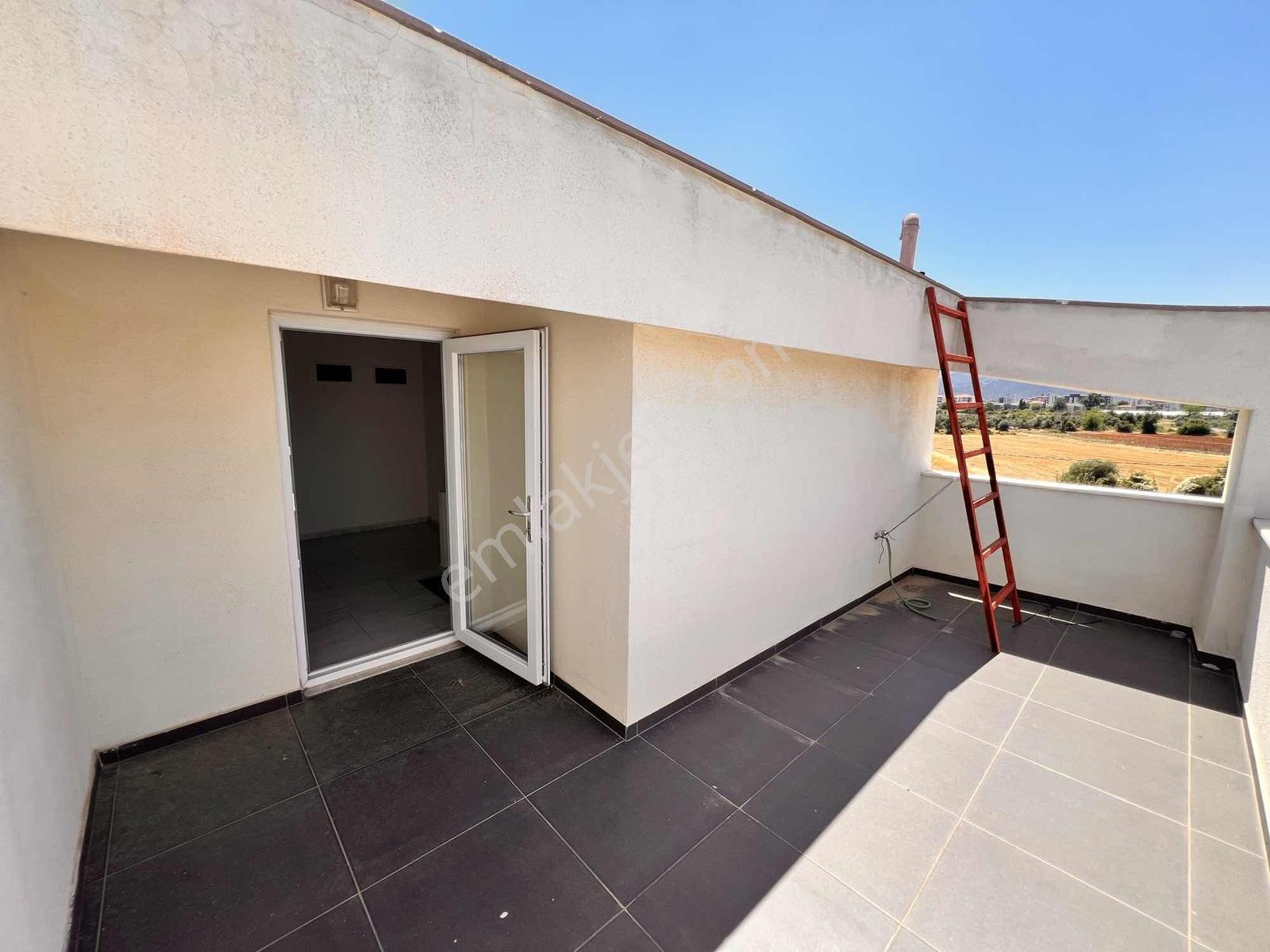 Altınkalede 500 M² Arsa İçerisinde Müstakil Villa Dağ Manzaralı - Görsel 43
