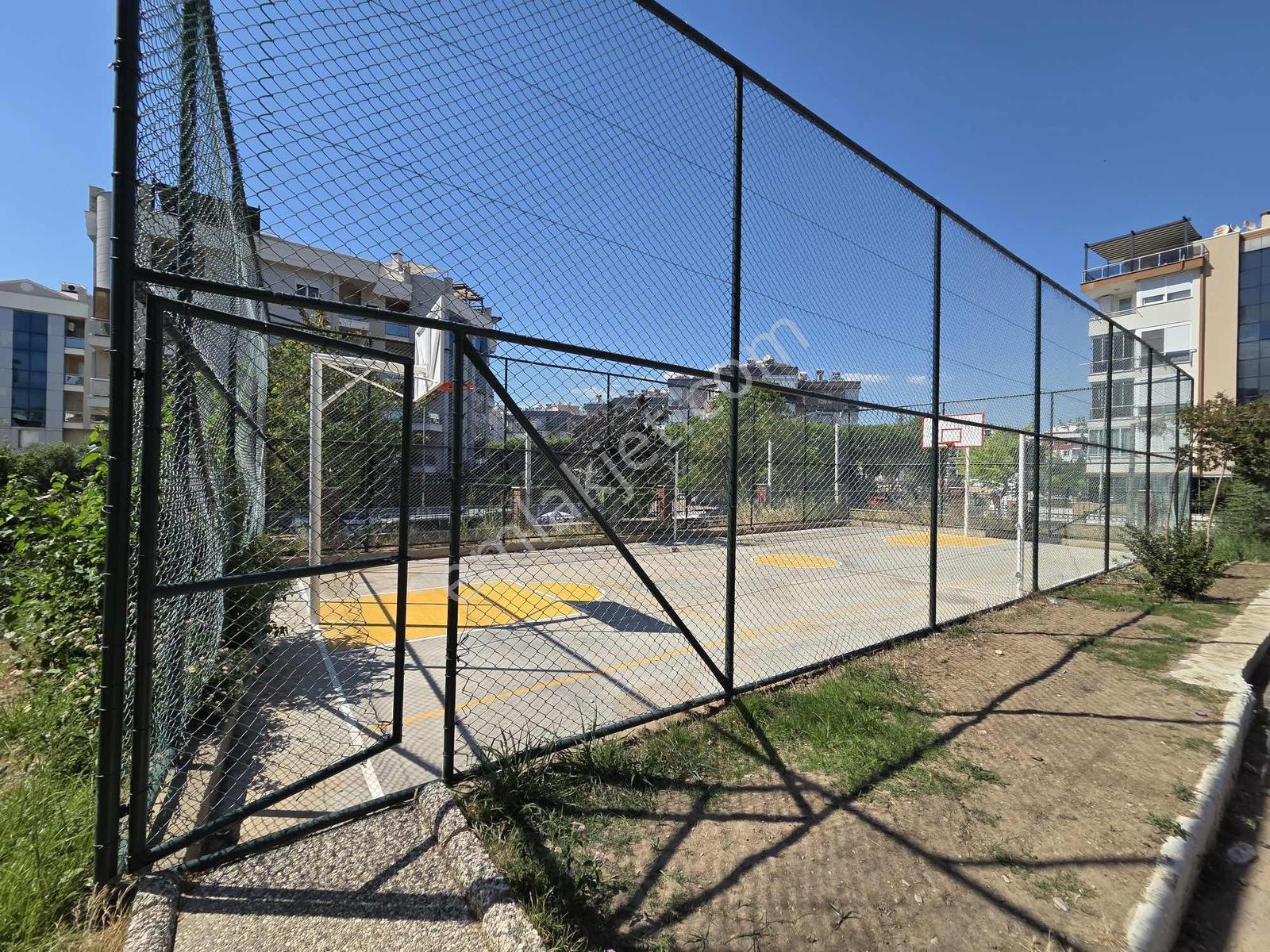 Konyaaltı Liman'da Havuzlu Kapalı Otopark Eşyalı 2+1 Kiralık - Görsel 21