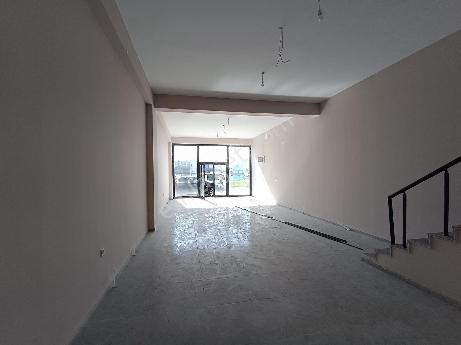 Çerkezköy'de Kiralık 150m² Ticari Dükkan - Görsel 10