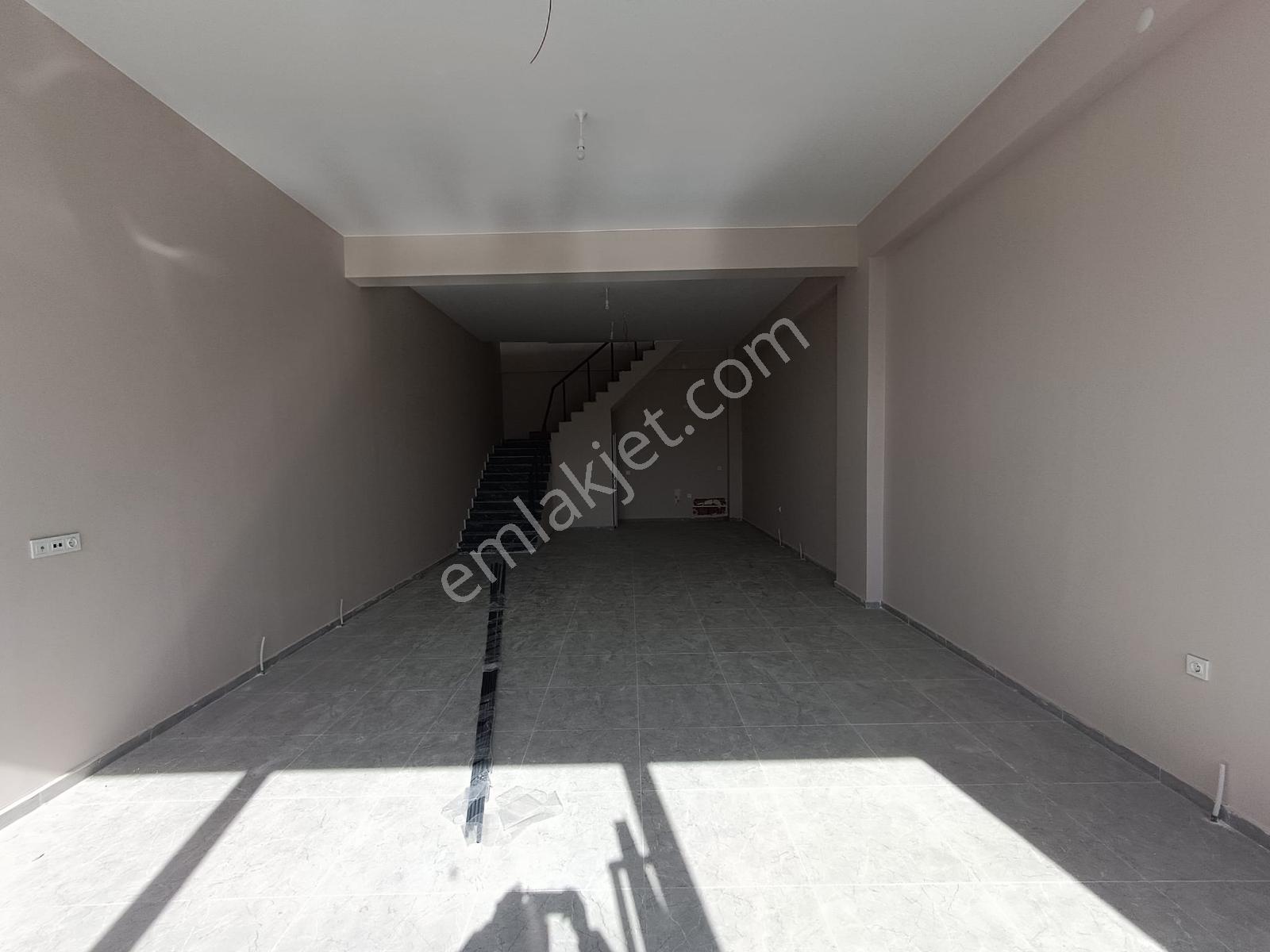 Çerkezköy'de Kiralık 150m² Ticari Dükkan - Görsel 6