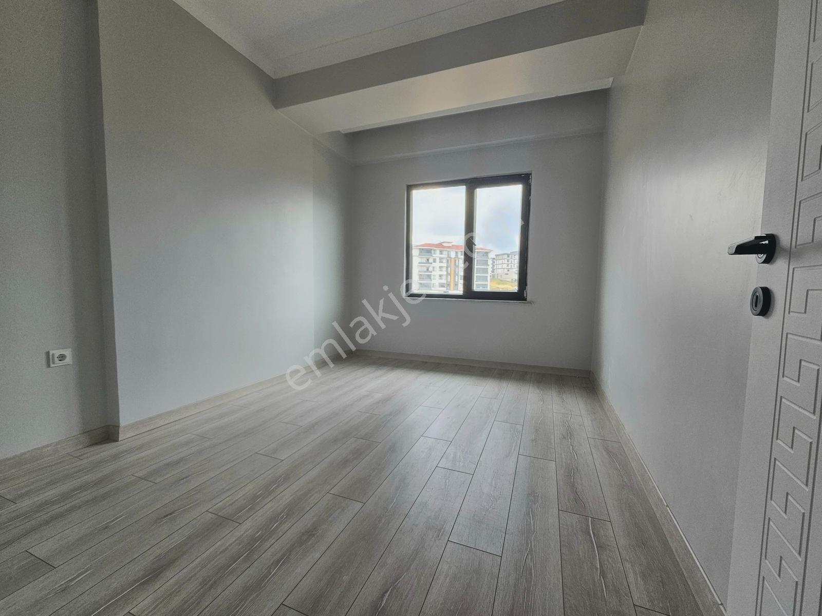 Atatürk Mah. Yerden Isıtmalı Geniş Ferah 1+1 Kiralık Daire - Görsel 20