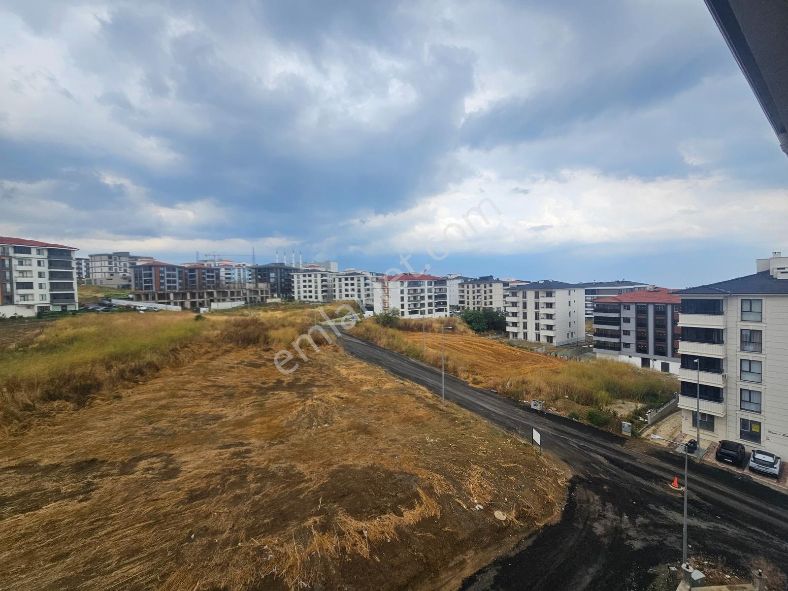 Atatürk Mah. Yerden Isıtmalı Geniş Ferah 1+1 Kiralık Daire - Görsel 7