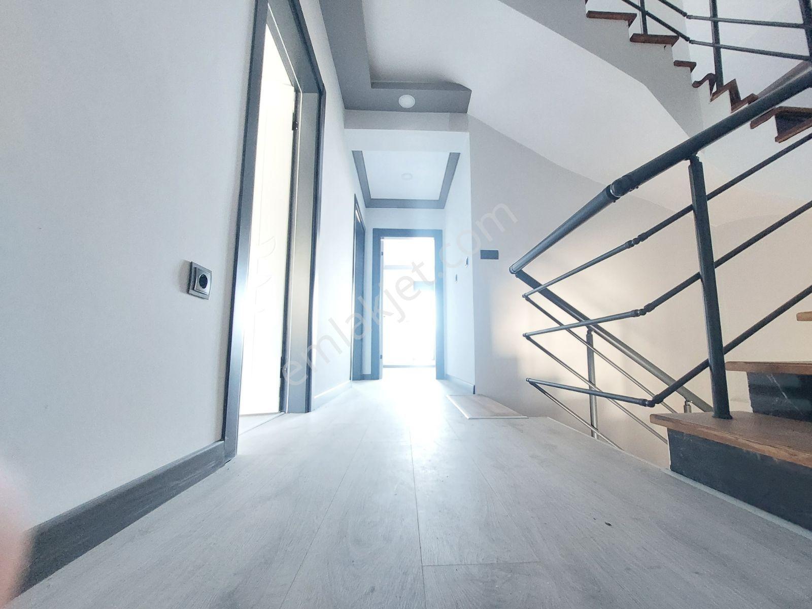 Venüs'ten,deniz Manzaralı Yüzme Havuzlu 4+1 Fırsat Villa - Görsel 27