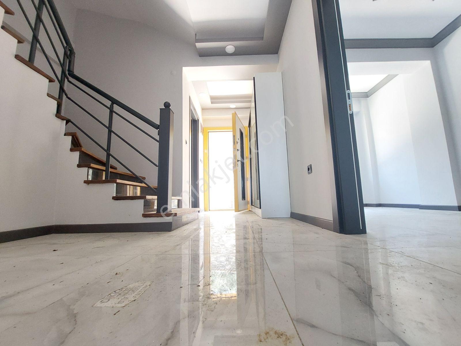 Venüs'ten,deniz Manzaralı Yüzme Havuzlu 4+1 Fırsat Villa - Görsel 19