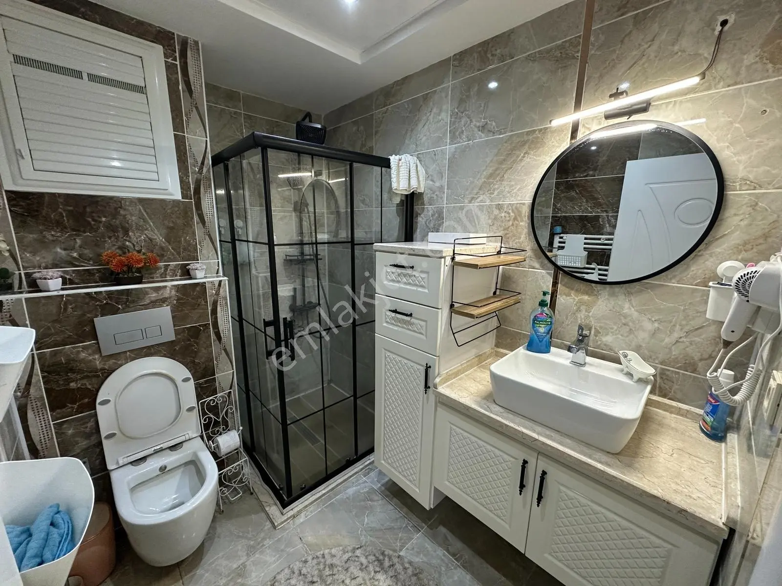 Ege Emlak'tan İspat Camide Lüks Eşyalı 2+1 Kiralık Daire - Görsel 3