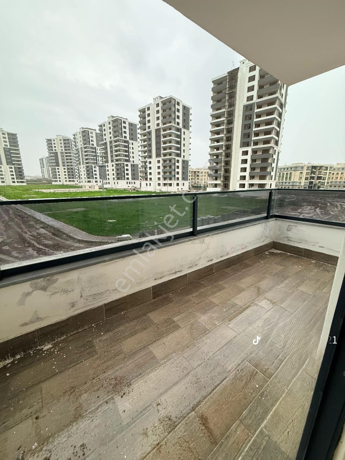 Rota'dan Cezaevi Karşısı Azd De 3.5+1 Ultra Lüks Havuzlu Daire - Görsel 3