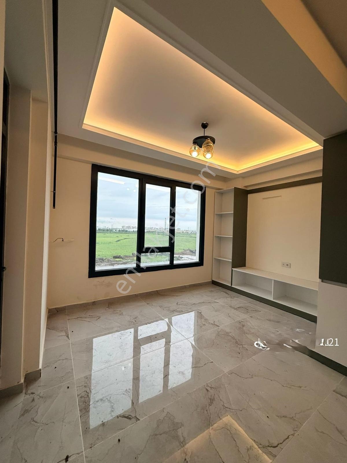 Rota'dan Cezaevi Karşısı Azd De 3.5+1 Ultra Lüks Havuzlu Daire