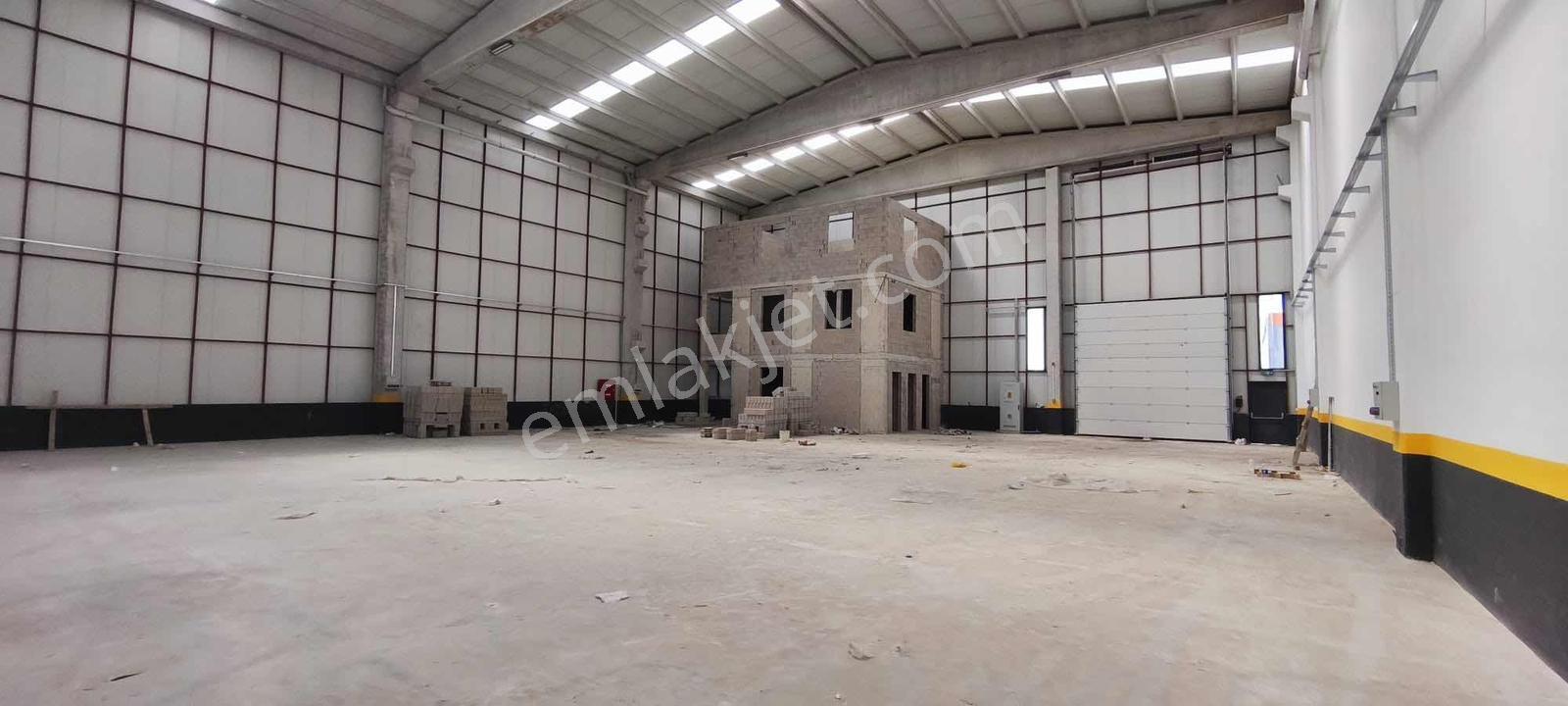 Saray 900 M2 Kapalı Köşe İskanlı Sıfır