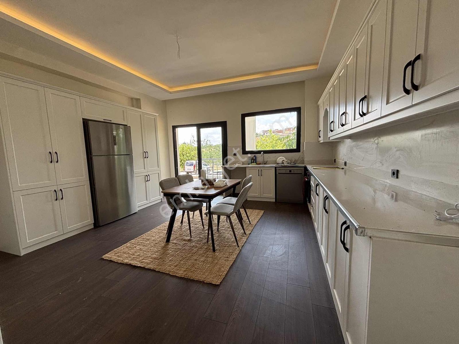 Ormanın Eteğinde 3,500m2 Lüks 4+1 Villa - Görsel 13