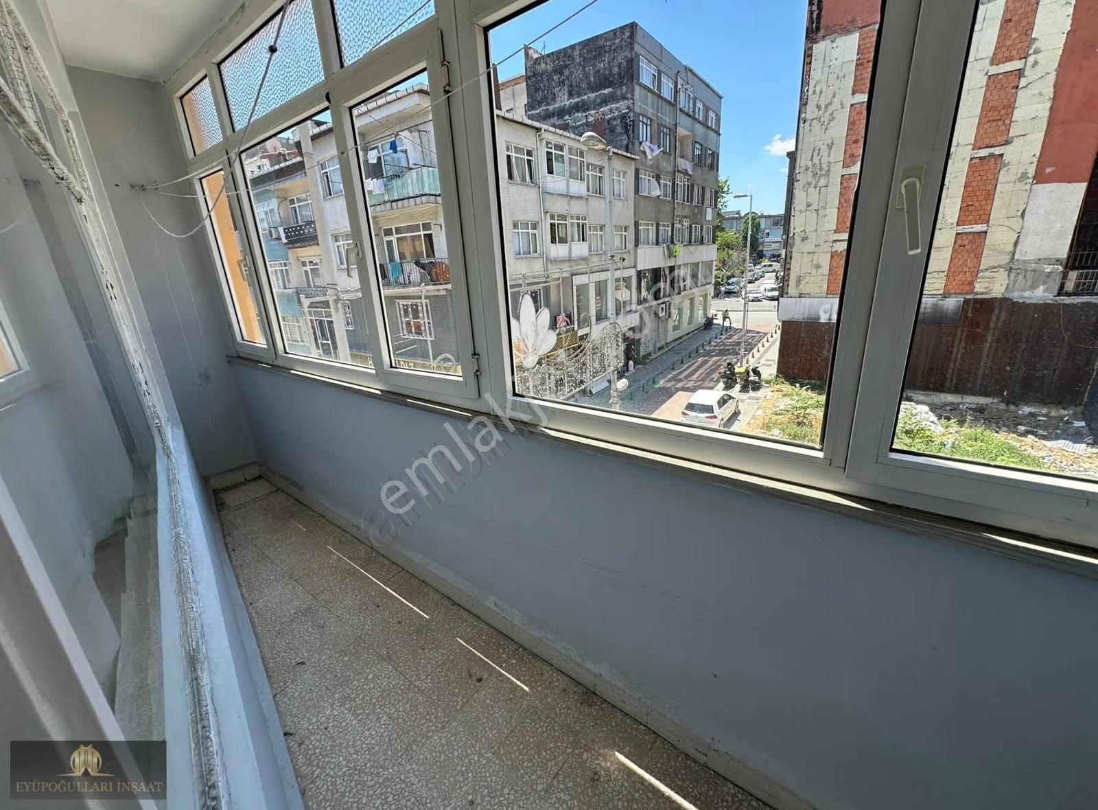 B.paşa Orta Mah. 2+1 80 M2 Ara Kat Kiralık Daire