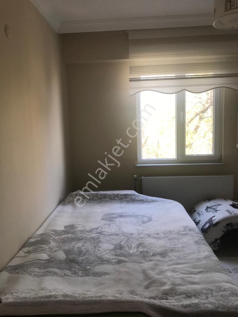 Edirne Özsoy Emlak'dan Merkezde Eşyalı Kiralık 2+1 Temiz Daire - Görsel 17