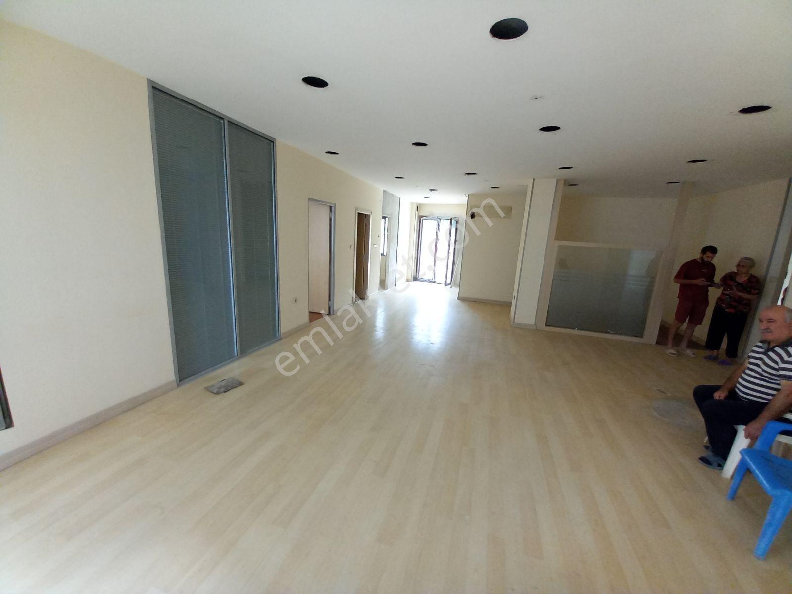Buca Heykel' De Zeminüstü 1.kat 5+1 Kiralık İşyeri - Görsel 11