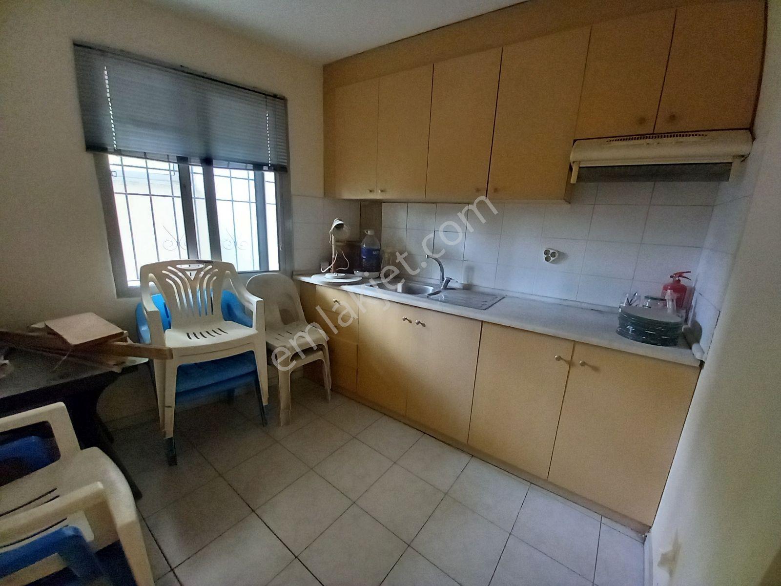 Buca Heykel' De Zeminüstü 1.kat 5+1 Kiralık İşyeri - Görsel 14