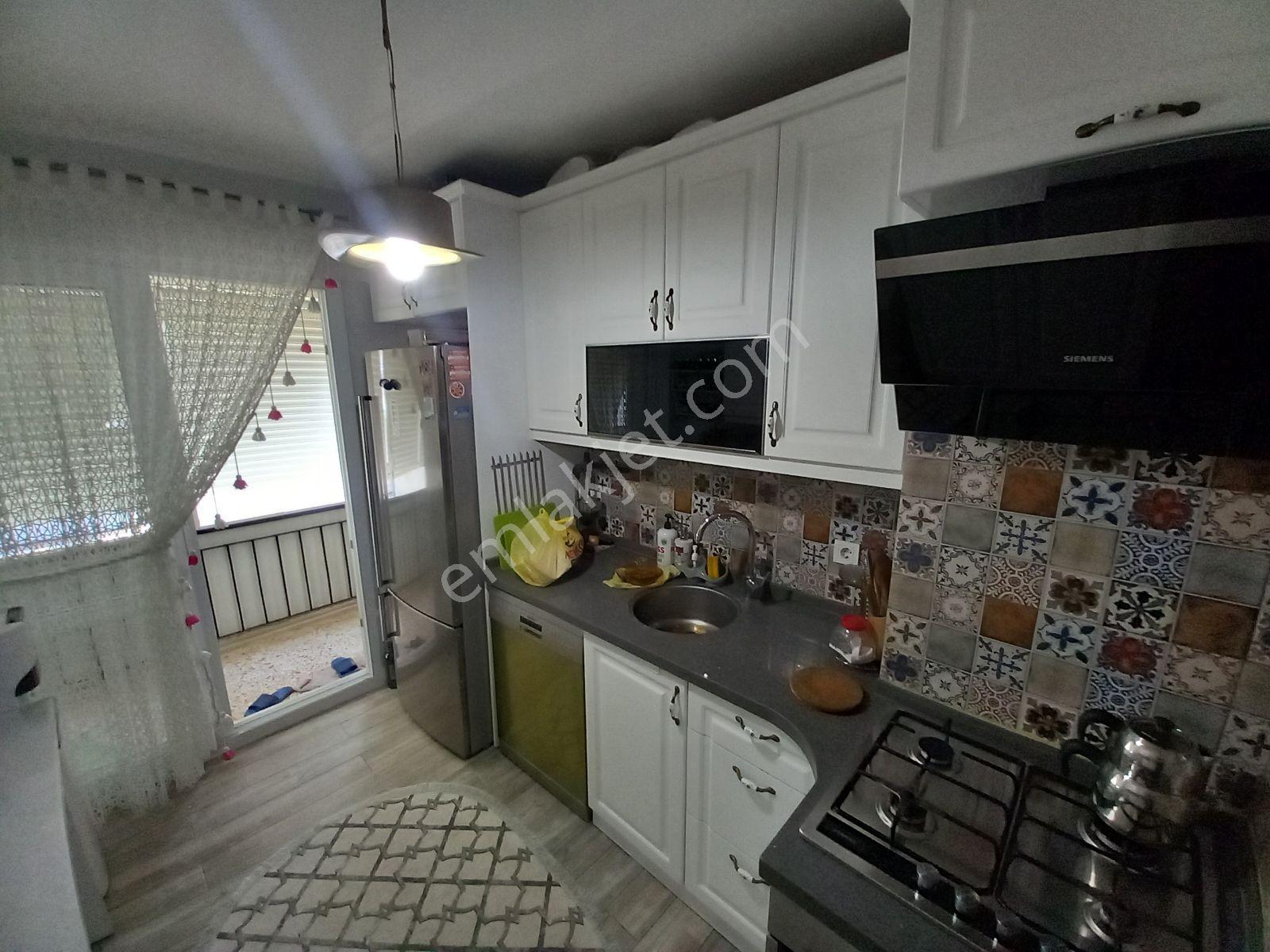 Buca Menderes Mh.4.kat Bakımlı 3+1 Satılık Daire