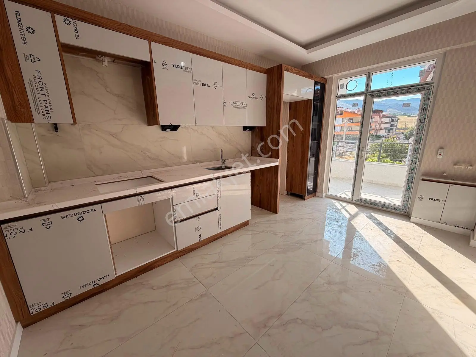 Selahaddini Eyyubi'de Satılık 3+1 Sıfır Daire - Görsel 3