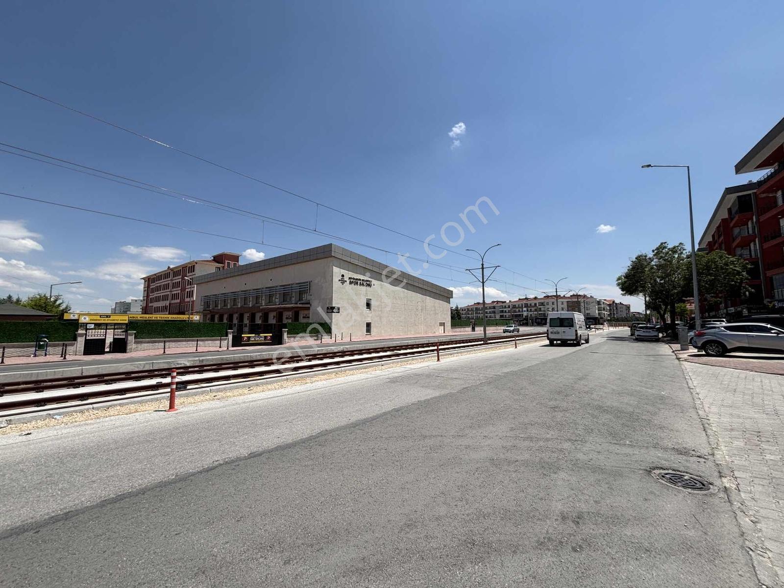 Akabe Mahallesi Yüksek Yaya Trafiğine Sahip 40 M² Kiralık Dükkan - Görsel 7