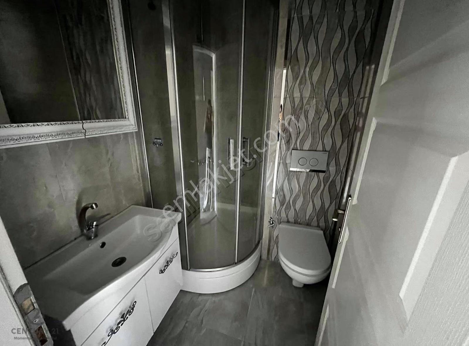 Eyüp Güzeltepe Mahallesi Ebeveyn Banyolu Boş 3+1 Kiralık Daire - Görsel 27