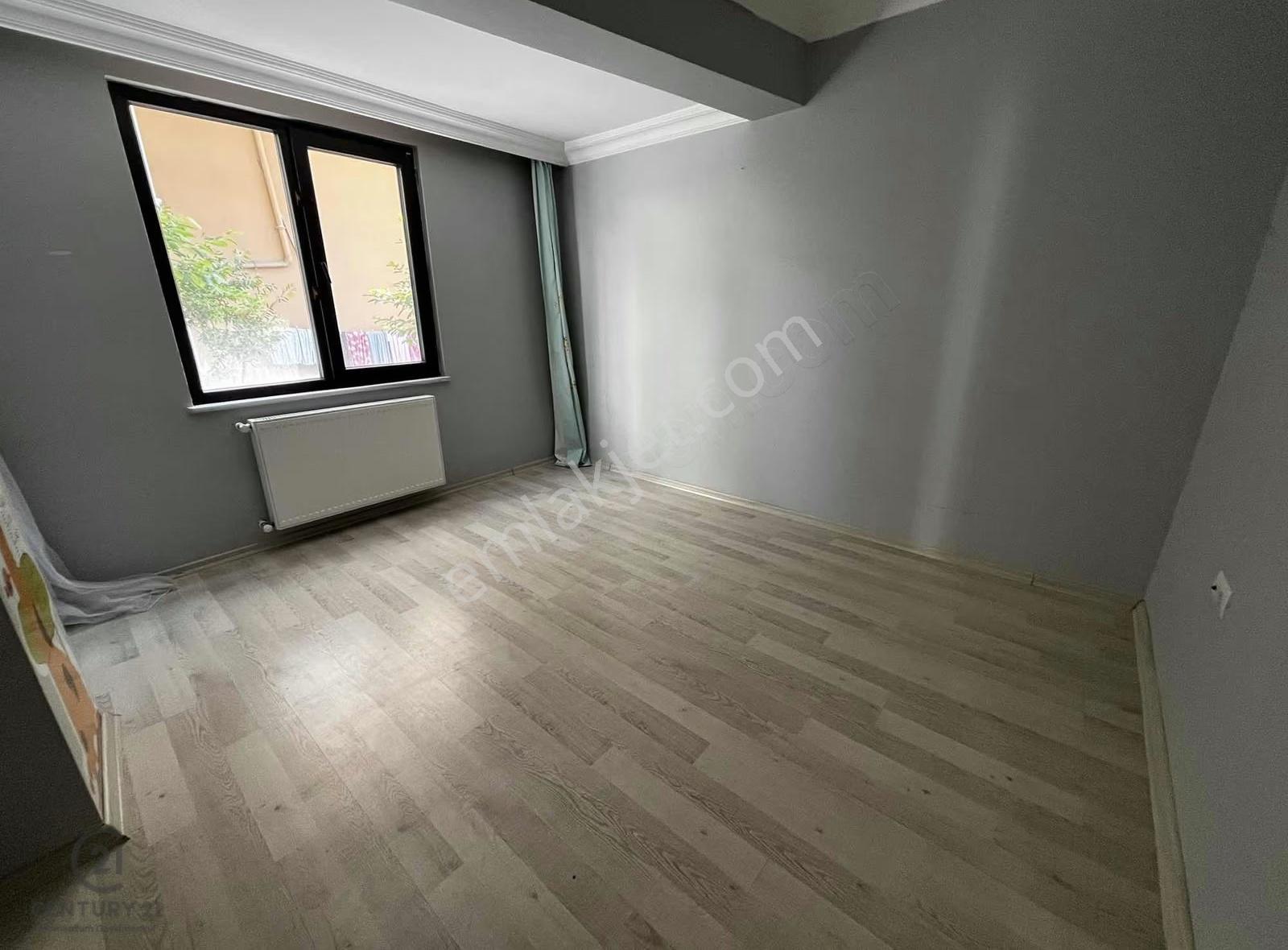 Eyüp Güzeltepe Mahallesi Ebeveyn Banyolu Boş 3+1 Kiralık Daire - Görsel 9