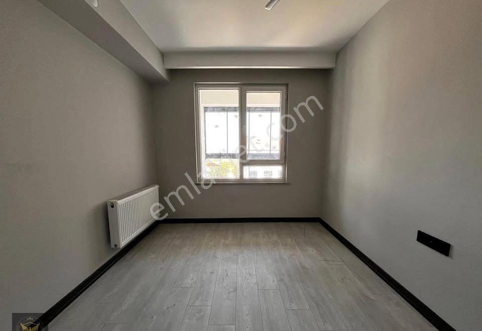 Esenyurt Güzelyurt Mahallesinde Marmara Park Avm Yürüme Mesafesinde Metrobüse Komşu 2+1 Dairemiz - Görsel 2