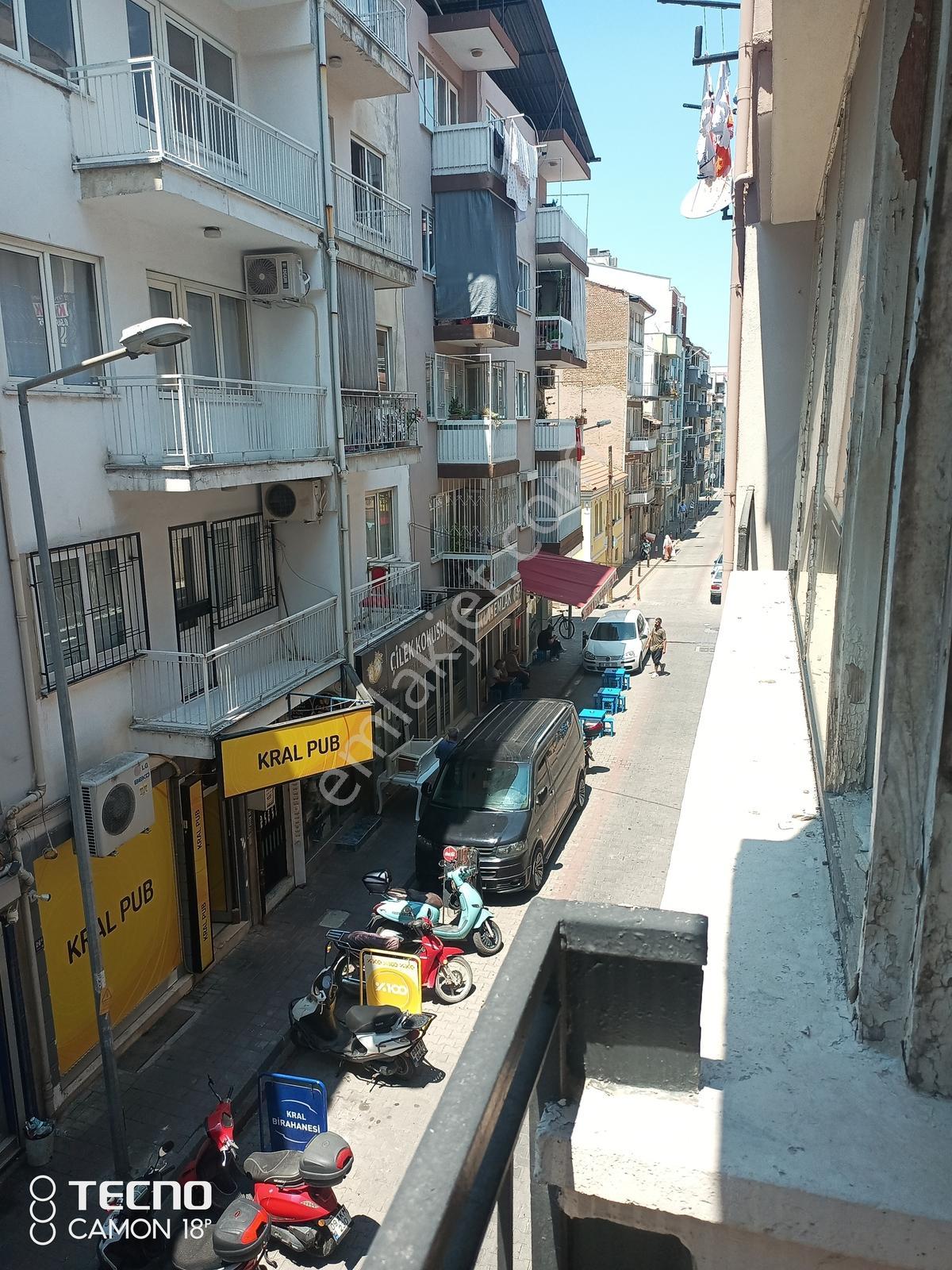 Aydın Satılık Cumhuriyet Mah. 3+1 Daire Tadilat İstiyor - Görsel 2
