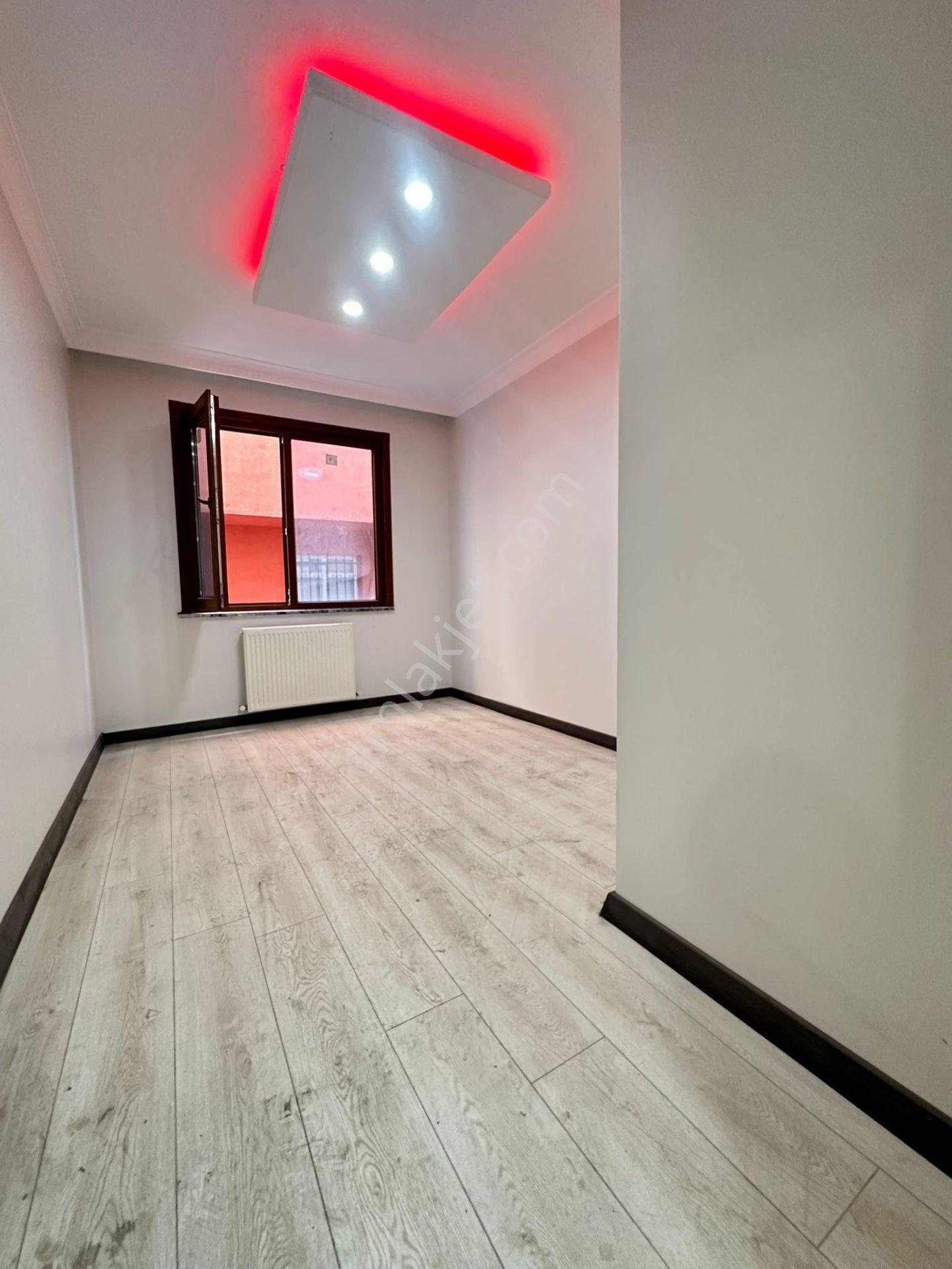 Esenyurt Üçevler Mahallesi 1+1 Kiralık Daire Yüksek Giriş Balkonlu Sıfır Ayrı Mutfaklı Merkezi Konum - Görsel 9