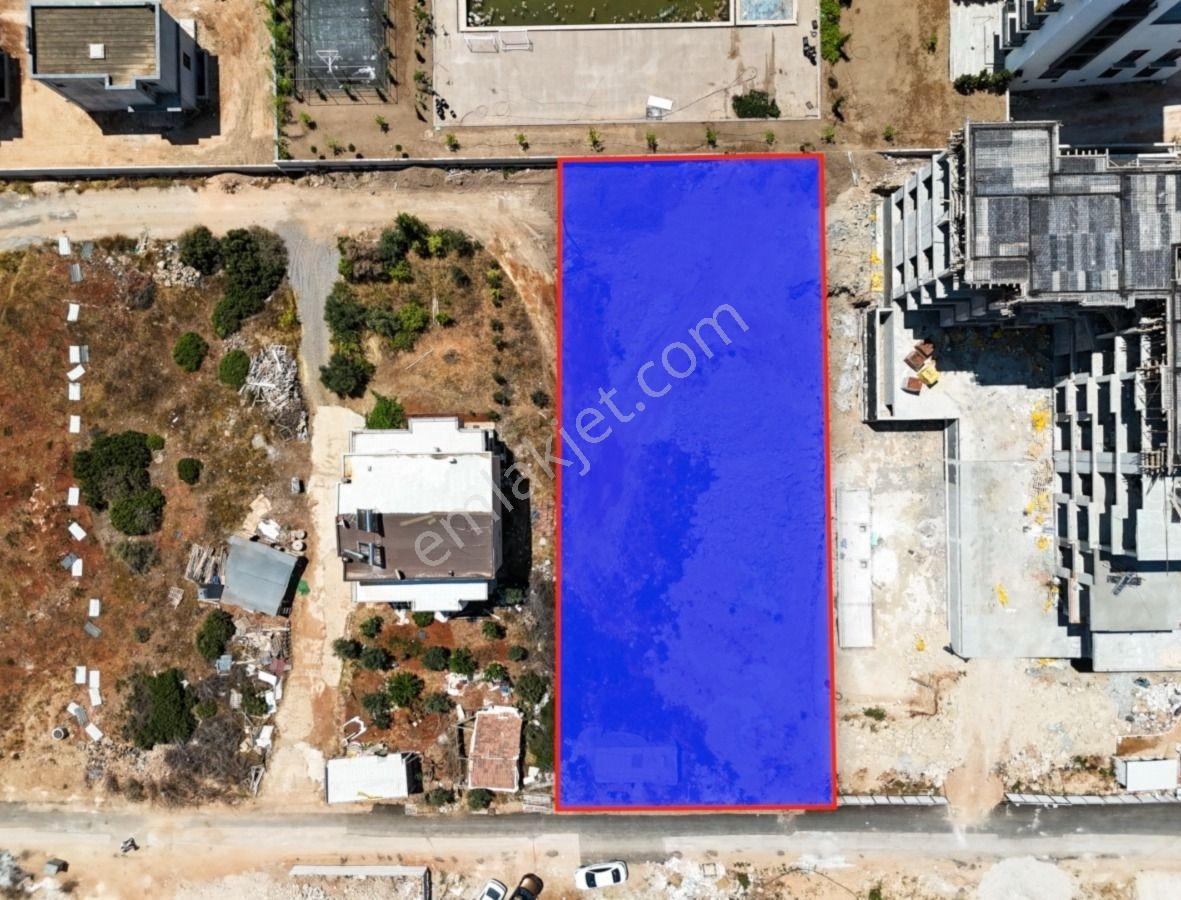 Altıntaş'ta Harika Lokasyonda 1303 M² Arsa