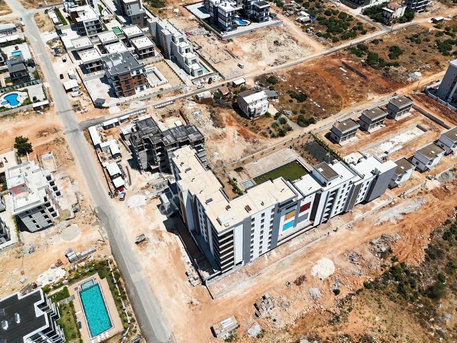 Altıntaş'ta Harika Lokasyonda 1303 M² Arsa - Görsel 4