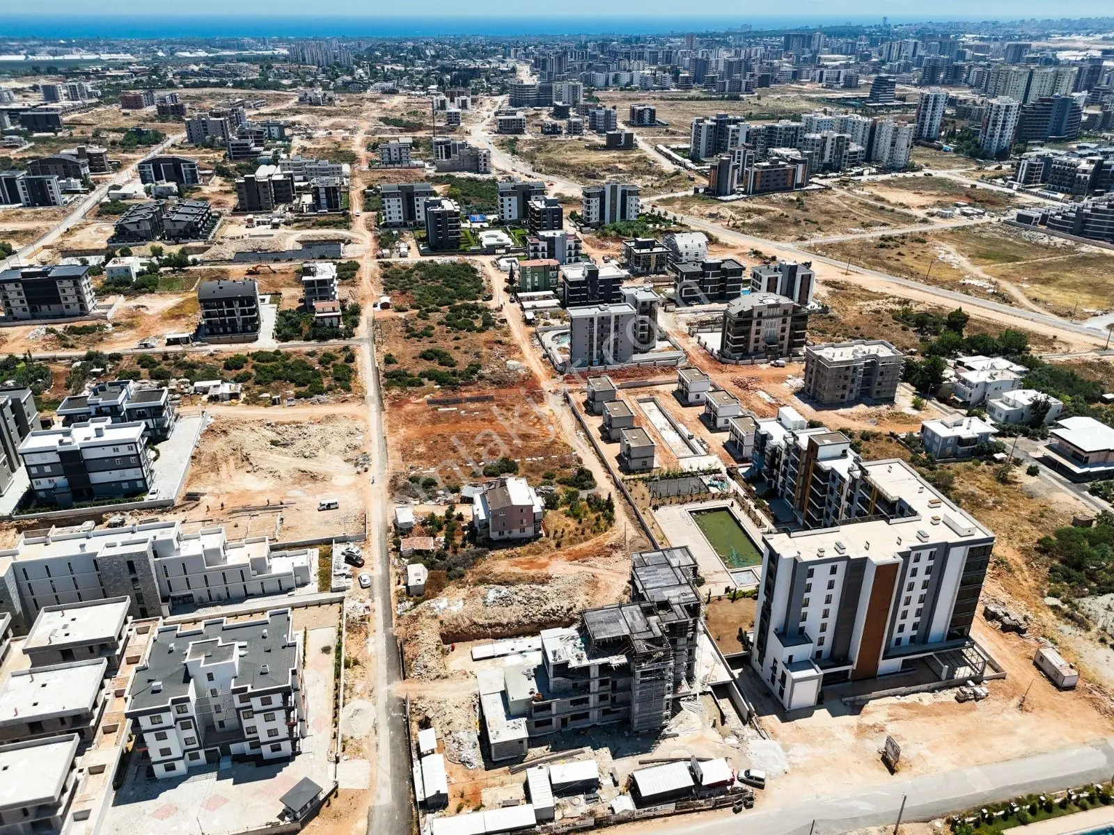 Altıntaş'ta Harika Lokasyonda 1303 M² Arsa - Görsel 13