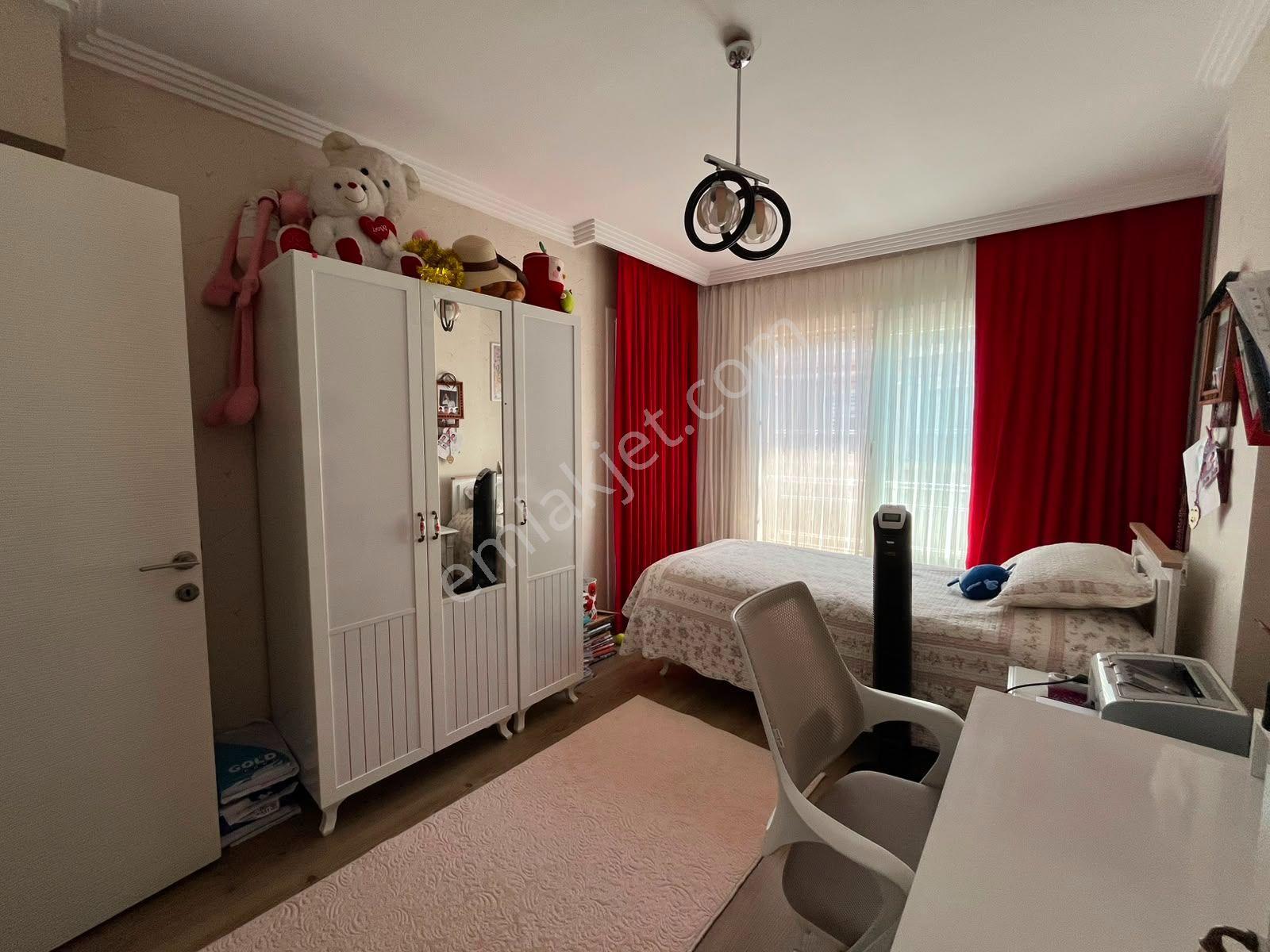 Akıncılar Mahallesinde Ebeveyn Banyolu 3+1 Kiralık Daire - Görsel 9