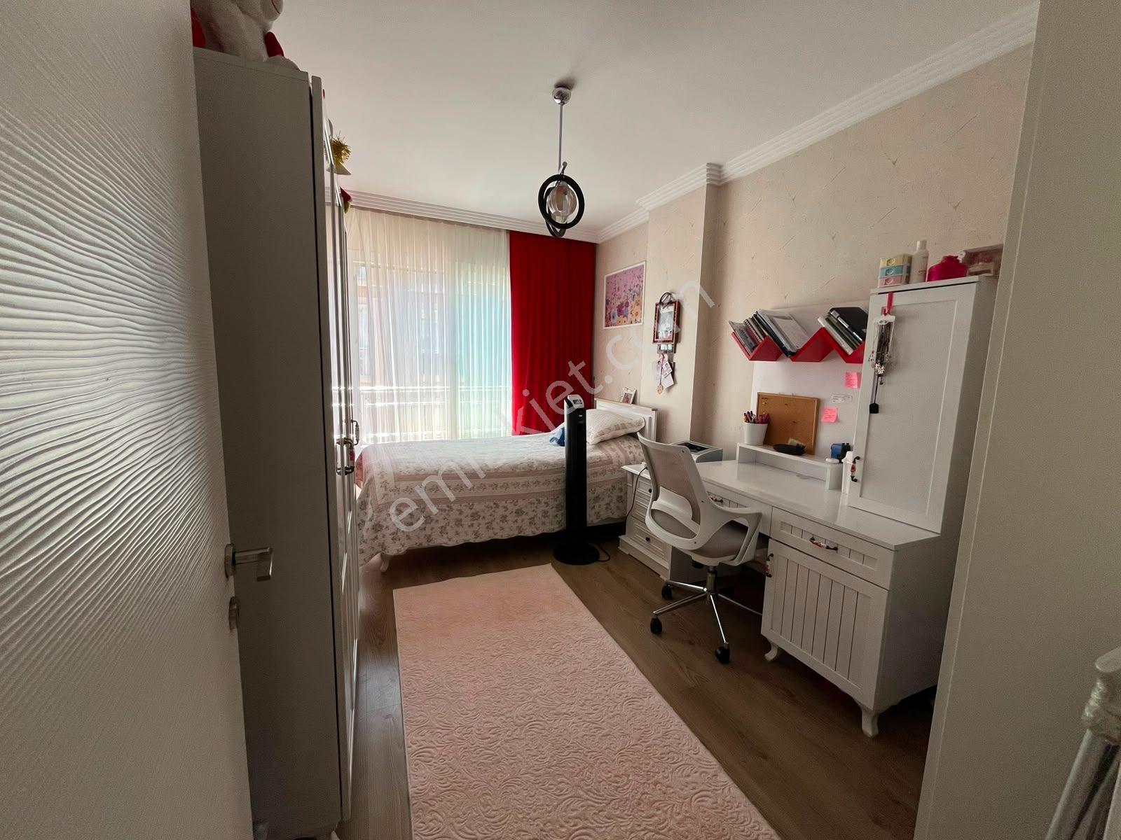 Akıncılar Mahallesinde Ebeveyn Banyolu 3+1 Kiralık Daire - Görsel 7