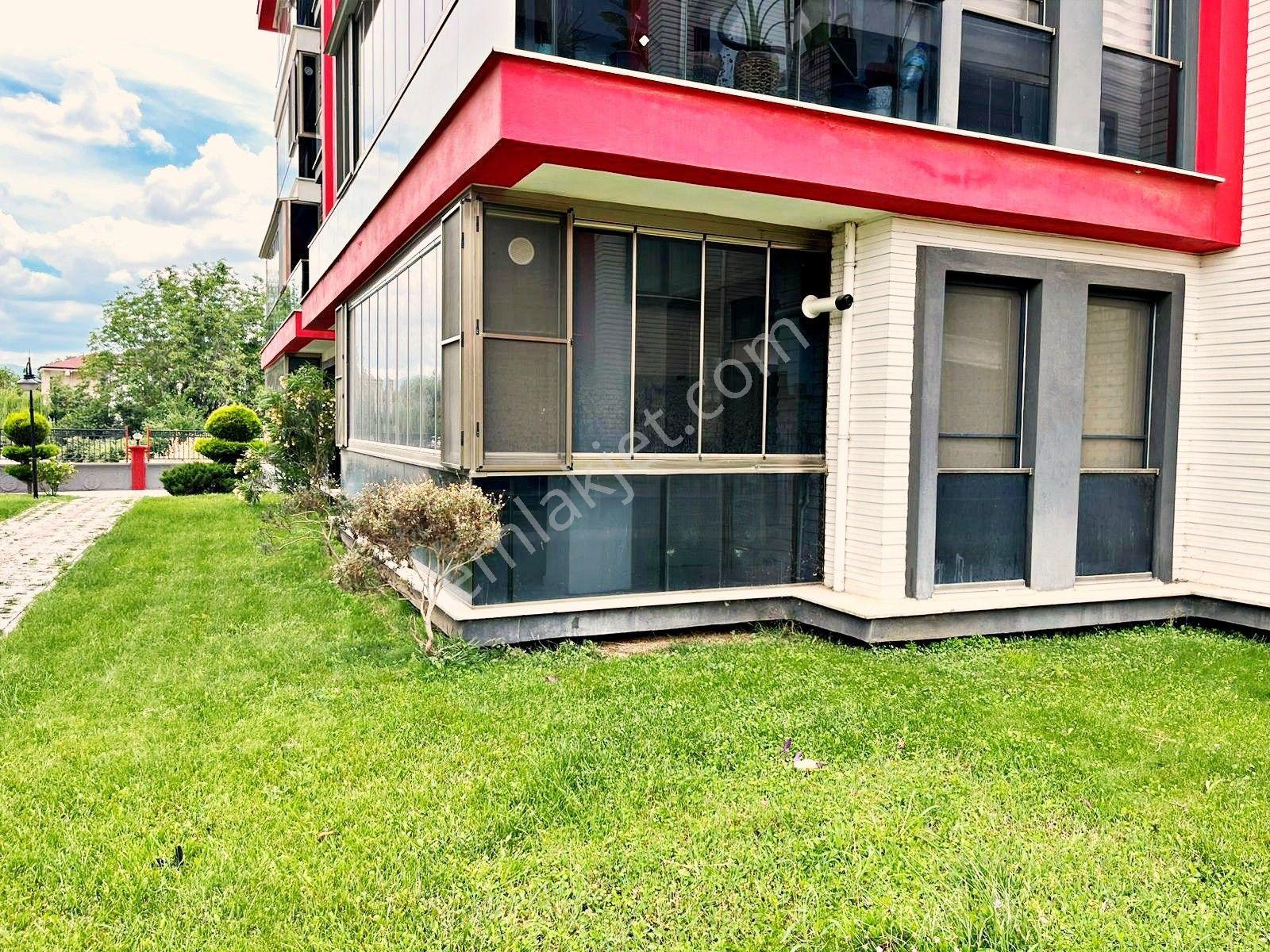 Blue Life Egenden Gerçek İlan-müstakil Tadında Satılık Kapalı Otoparklı Ön Cephe Ayrı Mtfk 3+1daire - Görsel 16