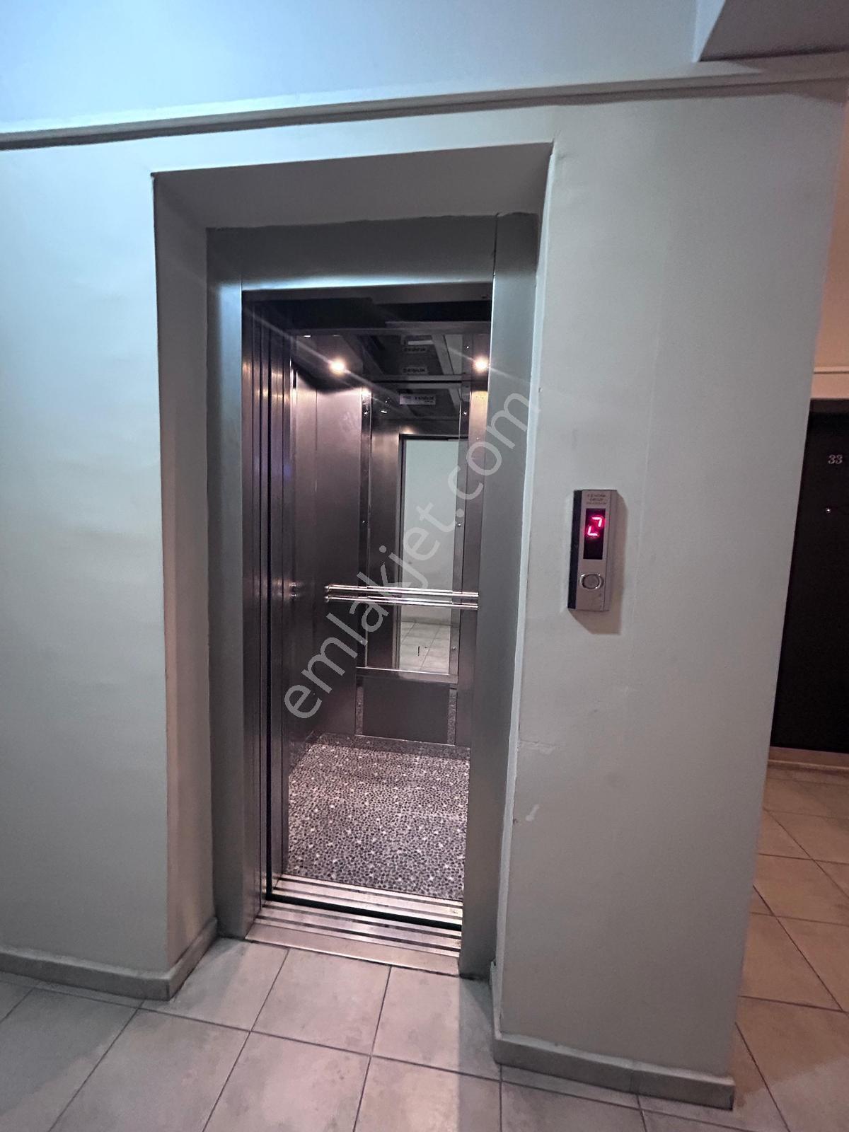Atatürk Mah.site İçi Merkezi Sistem Geniş 1+1 Açıklamayı Okuynz - Görsel 5