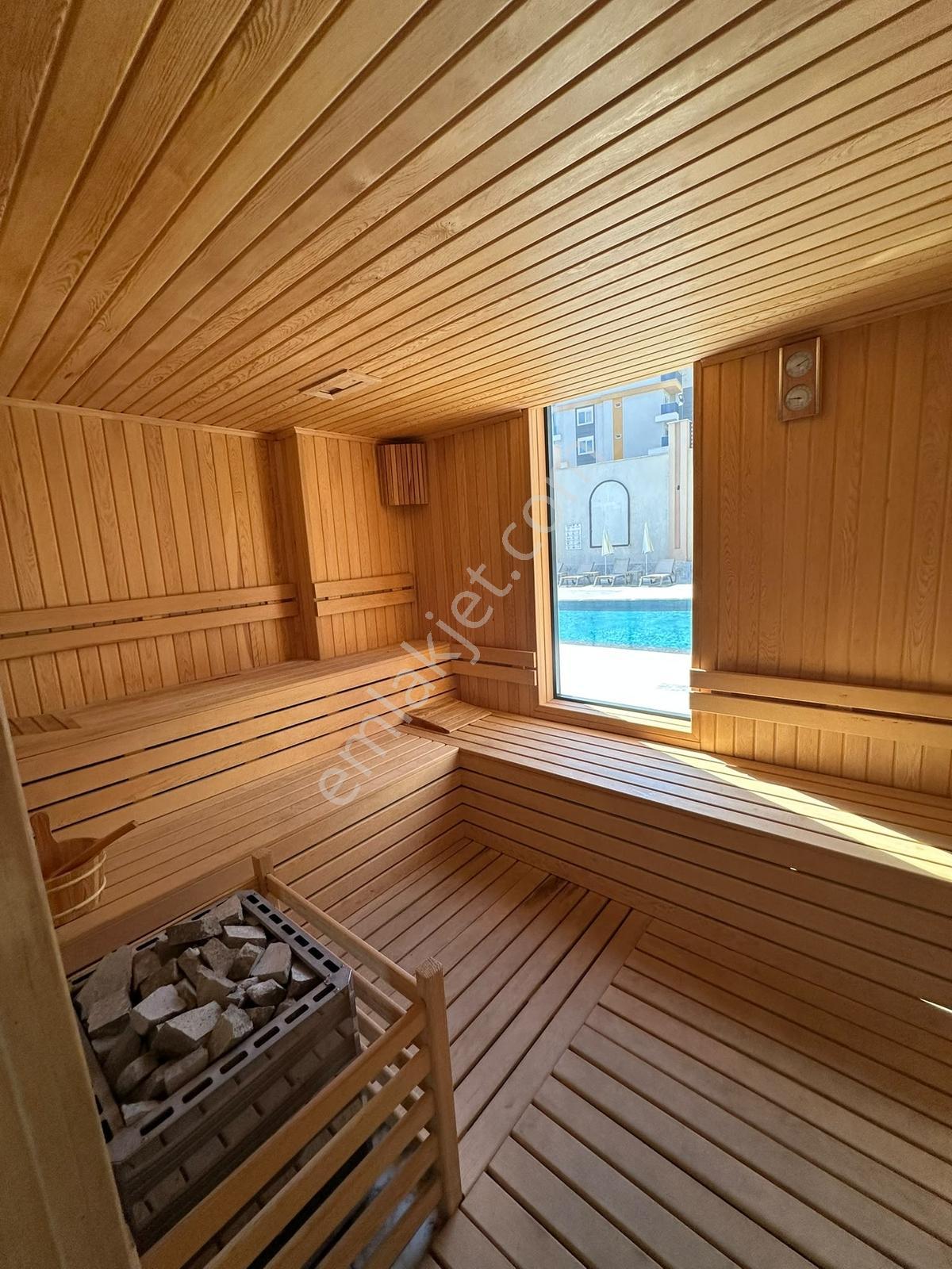 Alanya Mahmutlarda Toros Bulvar Sitesi 1+1 Satılık Daire - Görsel 8