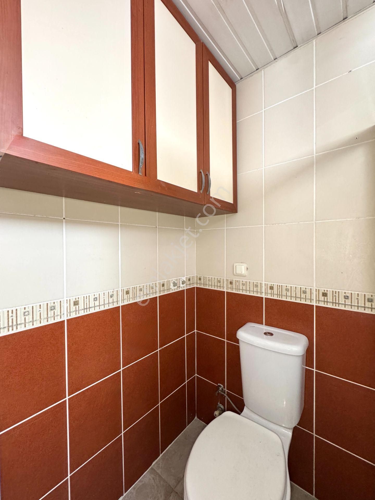 Yenigünde Ayrı Mutfaklı Asansörlü 2+1 Kiralık Arakat Daire - Görsel 15