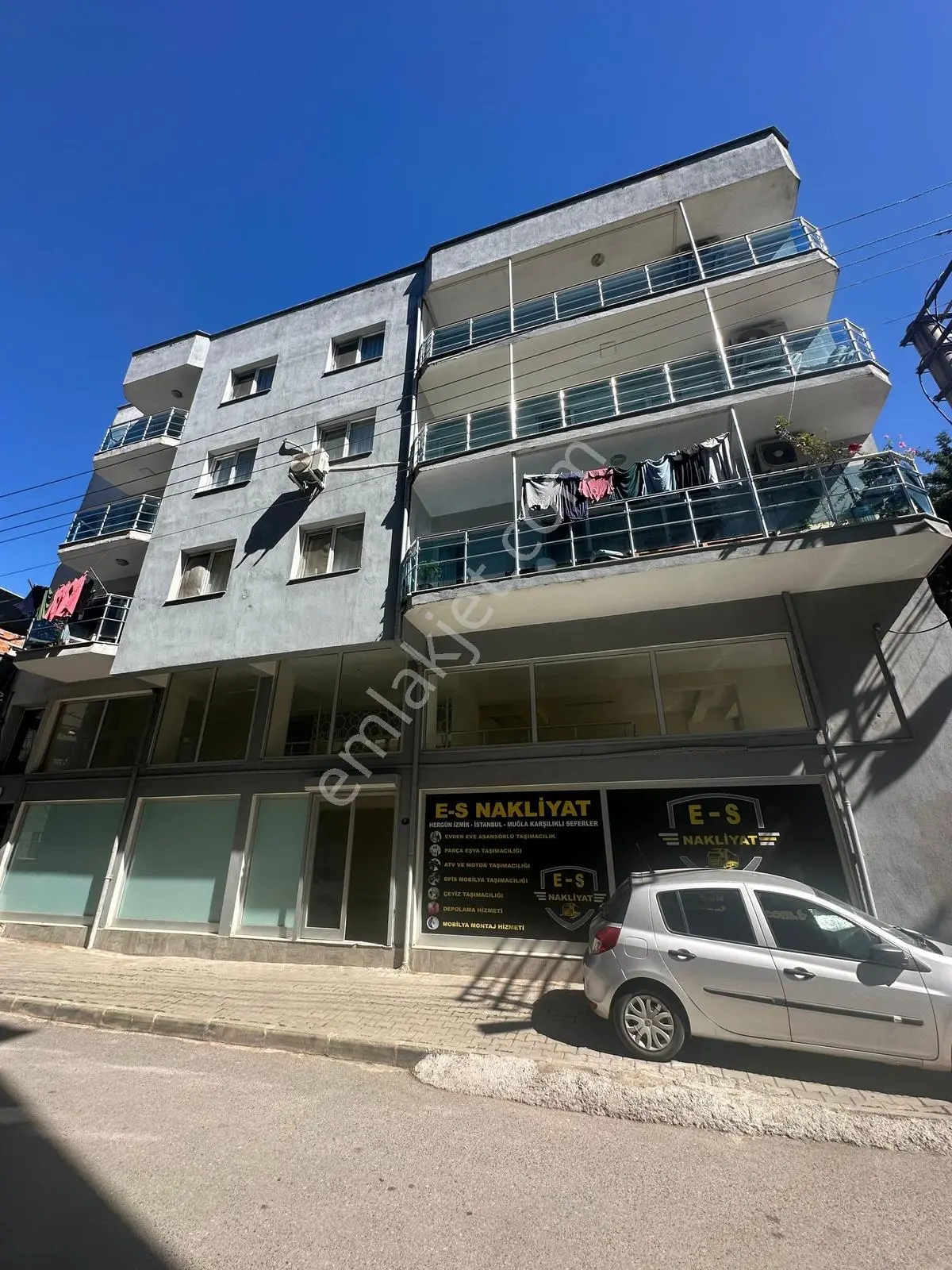 Buca Turyap'tan İşlek Cadde Üzeri Harika Mevkide Dublex Dükkan