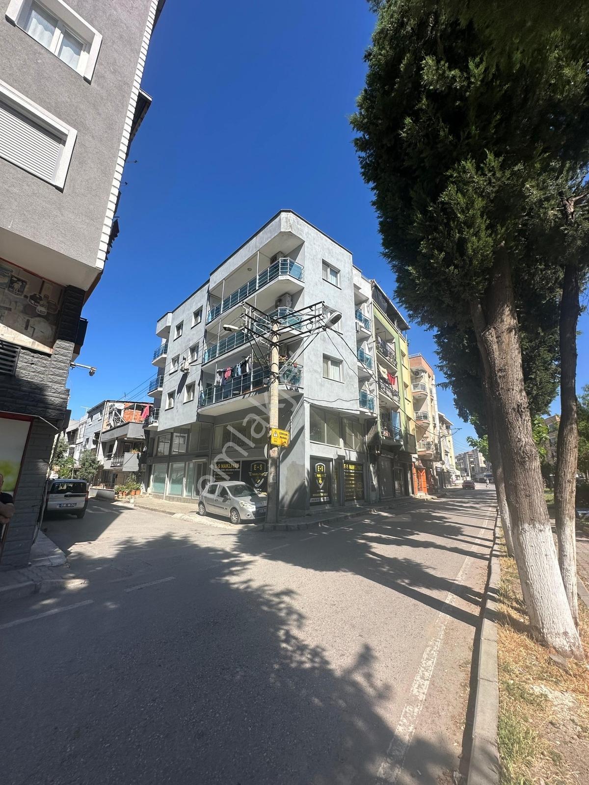 Buca Turyap'tan İşlek Cadde Üzeri Harika Mevkide Dublex Dükkan - Görsel 12
