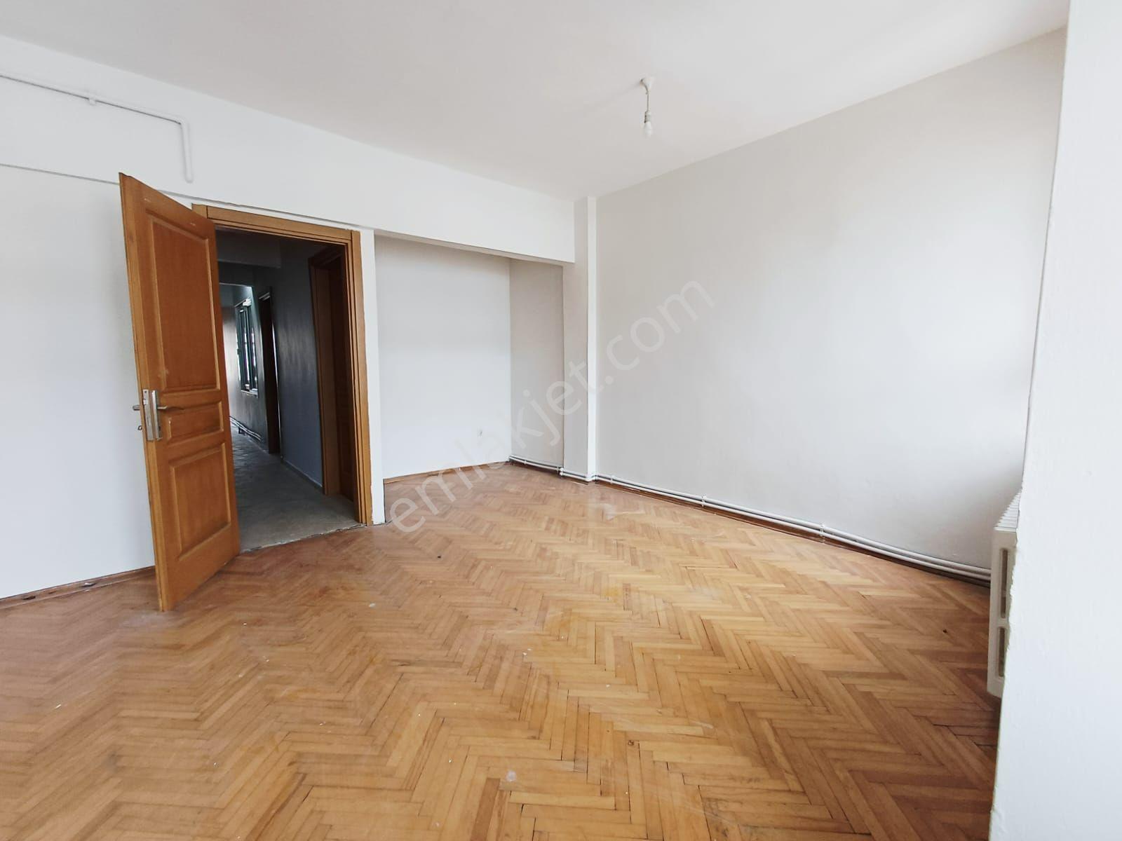 Ortaköy Dereboyunda Kiralık Daire - Görsel 6