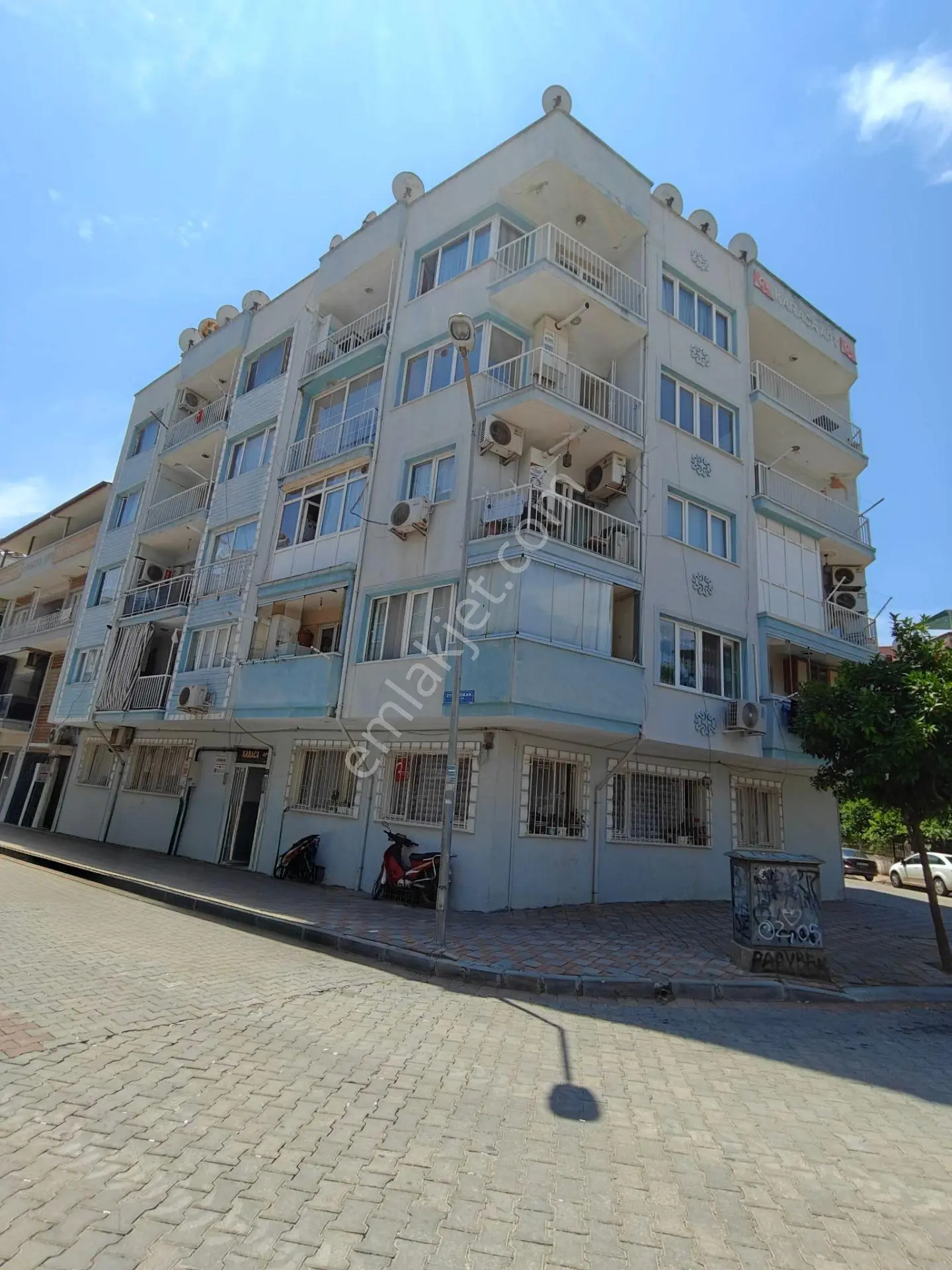 Aydın Girne Mahallesi'nde Satılık 2+1 Daire