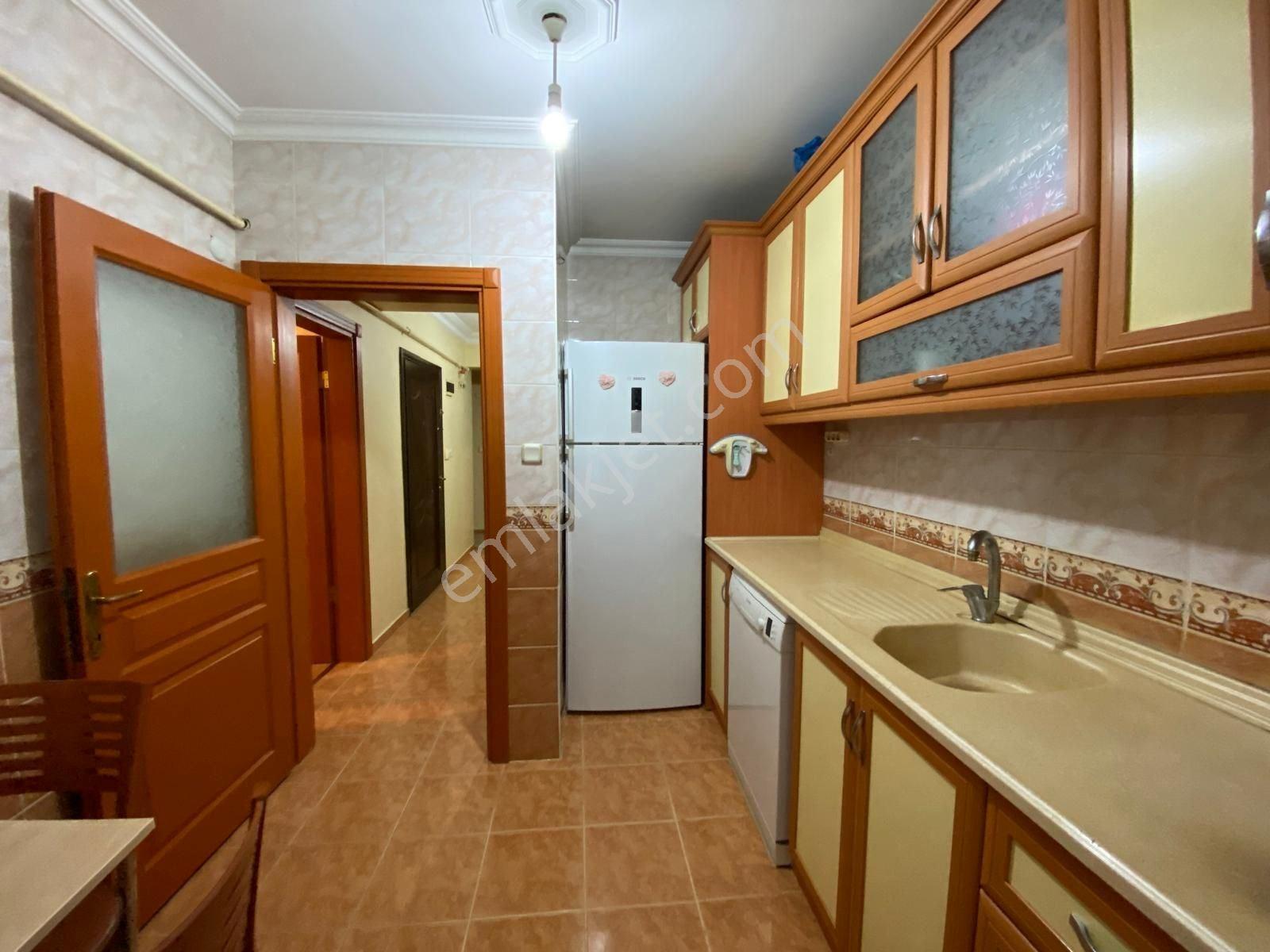 Bahçelievler Metro Yanı 3+1 Satılık Daire (yüksek Giriş) - Görsel 4