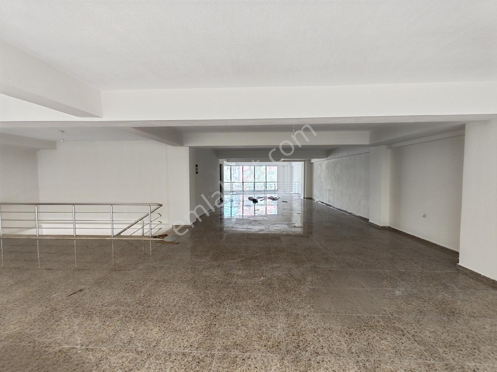 Lobby Fortis'ten Otogar Yakını 690 M² Çift Cephe Kiralık İş Yeri - Görsel 17