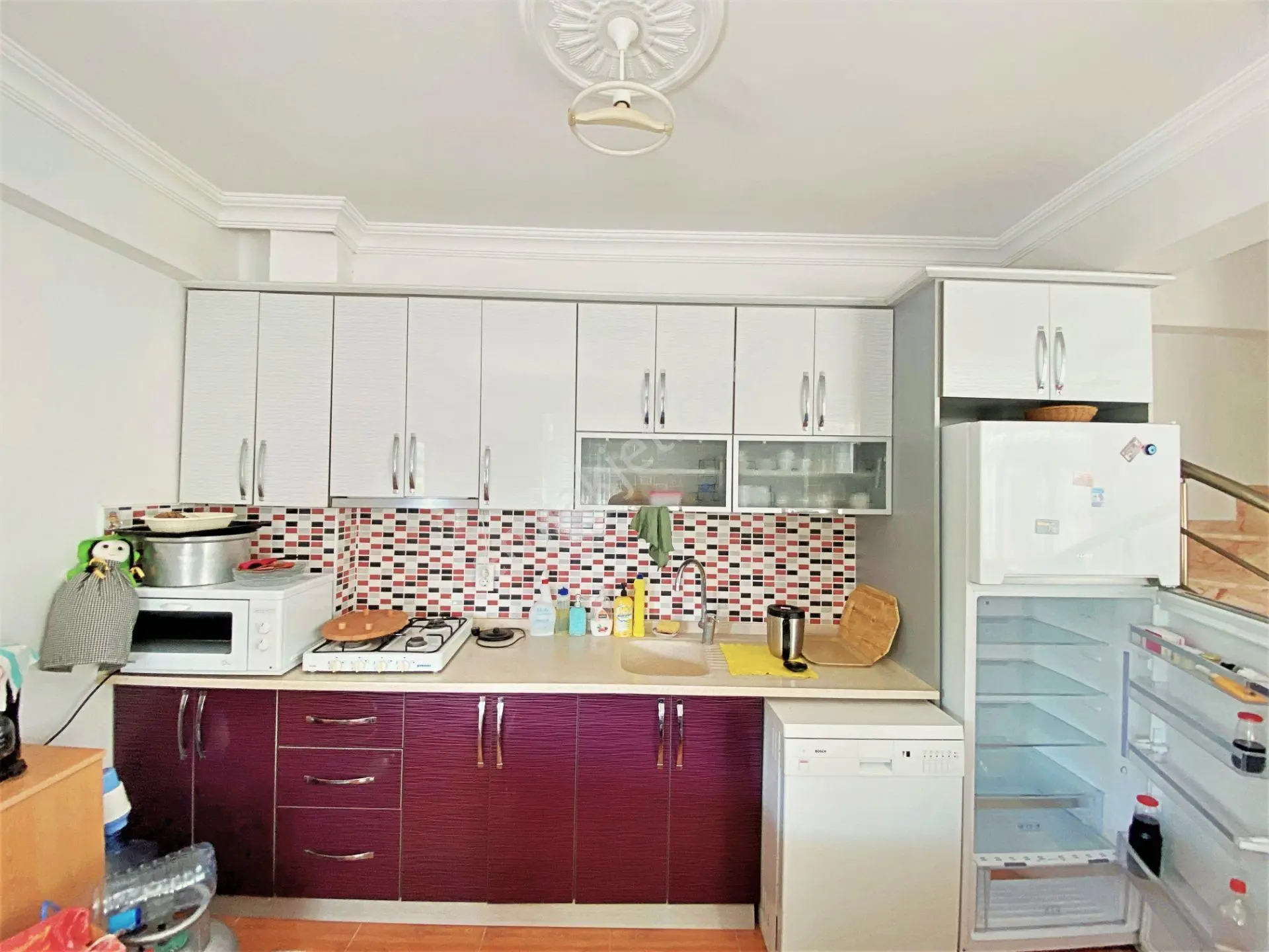 Güre’de Gültaş Emlaktan Satılık Deniz Manzaralı, Geniş Bahçeli 6+1 Villa - Görsel 4