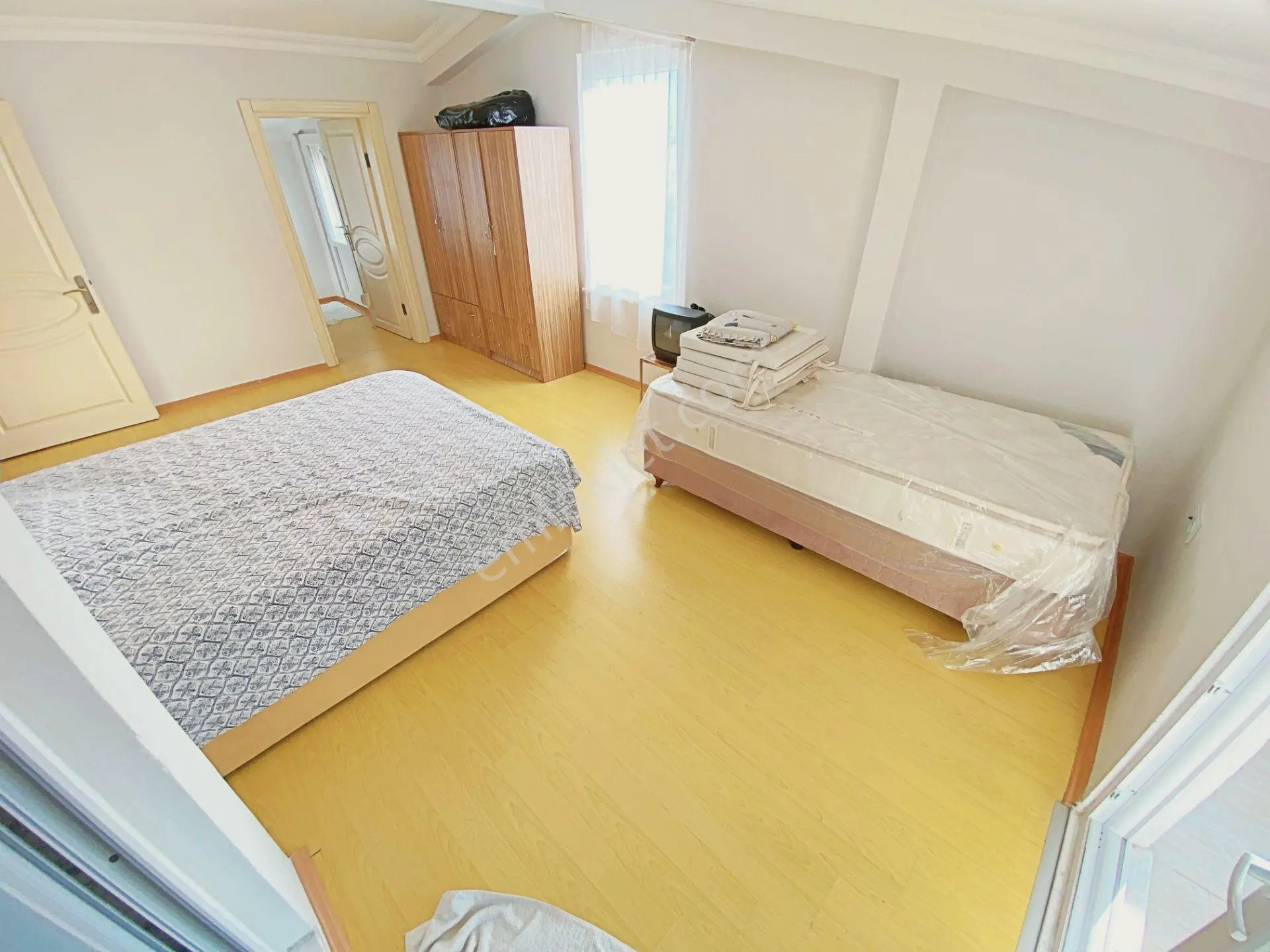 Güre’de Gültaş Emlaktan Satılık Deniz Manzaralı, Geniş Bahçeli 6+1 Villa - Görsel 14