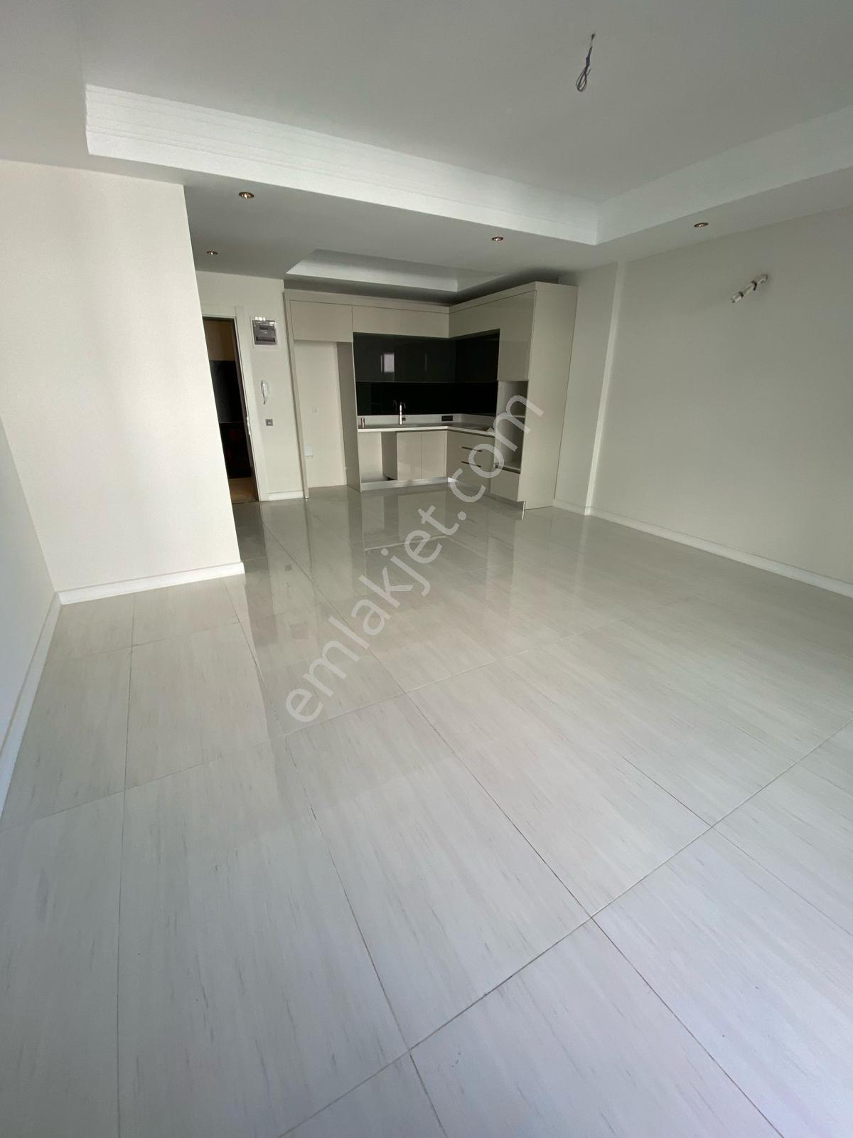 Tatil Konforunda Yaşam Full Aktiviteli Havuz Manzralı 2+1 Daire - Görsel 11