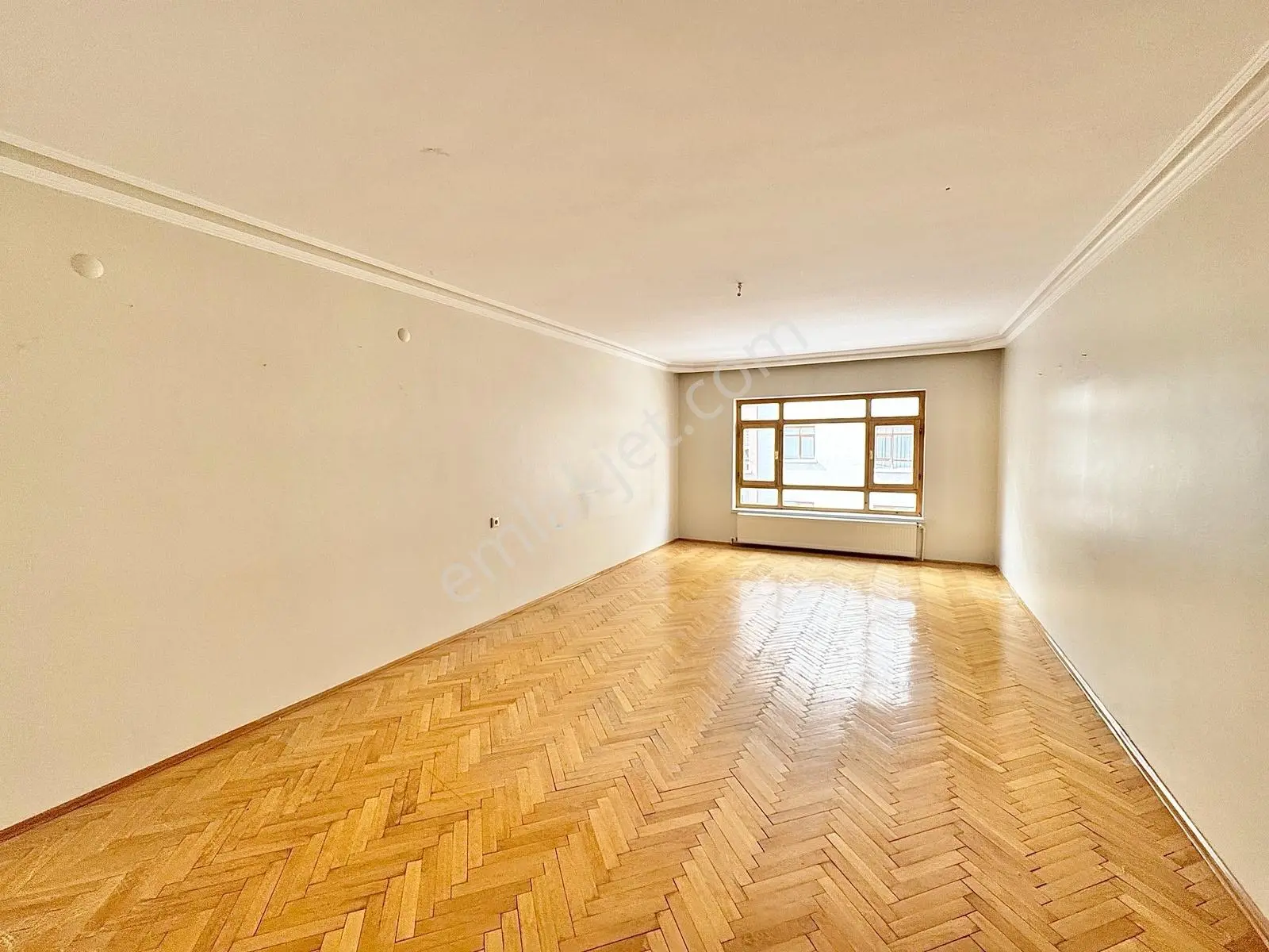 Bağlarbaşı'nda Satılık 3+1 Daire (10m2 Kilerli) - Görsel 5