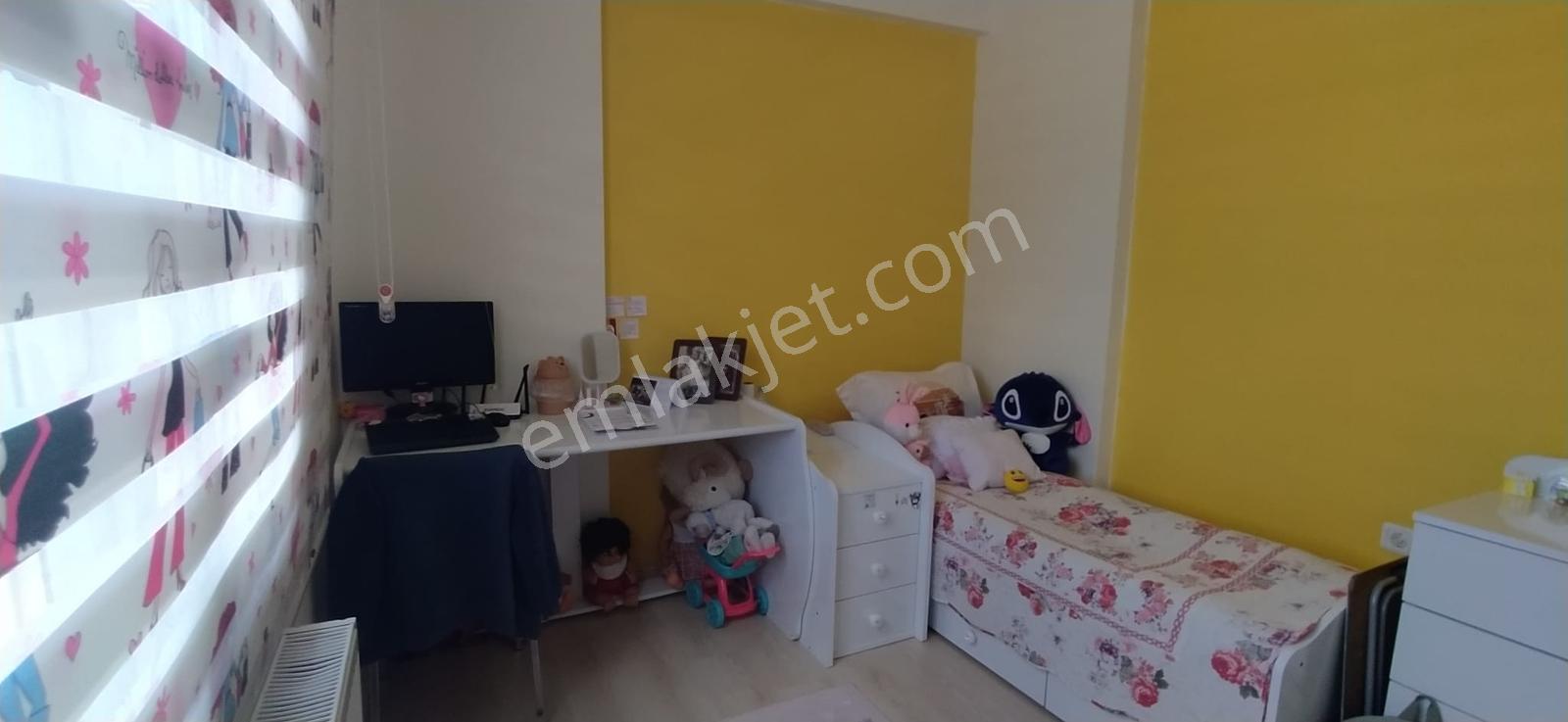 Altınoluk'ta Şehzade Konutlarında Manzaralı Temiz Daire - Görsel 27
