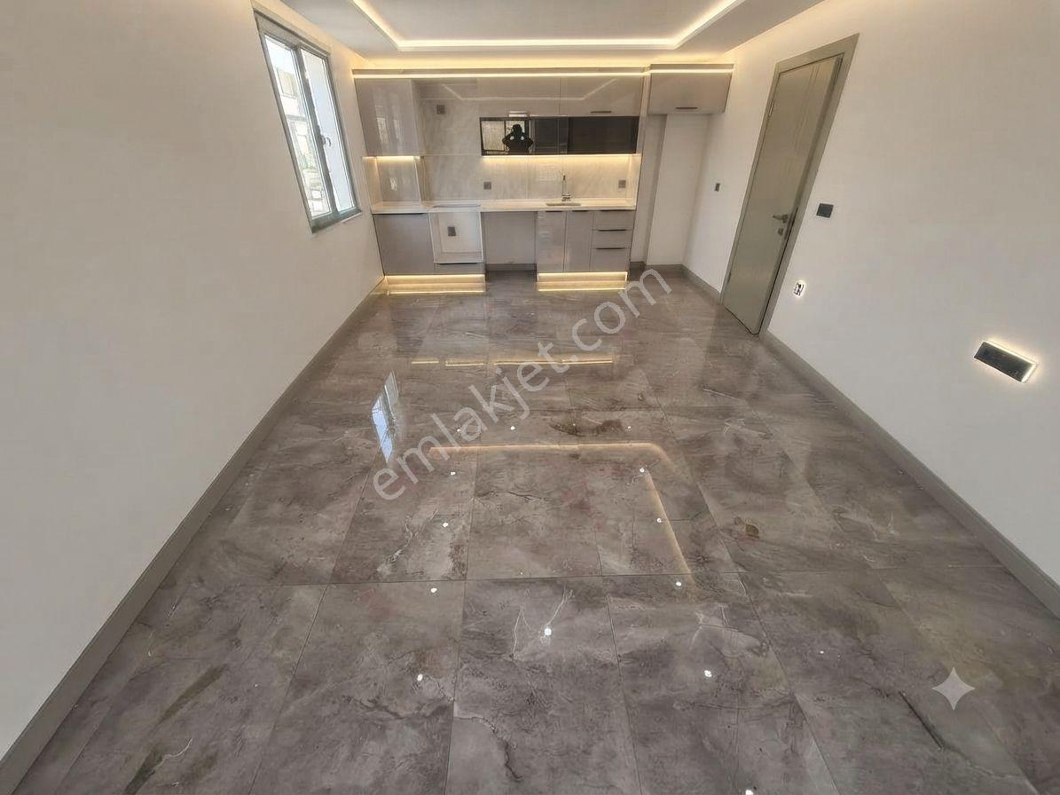 Aktif'ten Zeytinli'de Satılık Bahçeli Harika Tasarımlı 4+1 Ters Dublex - Görsel 5