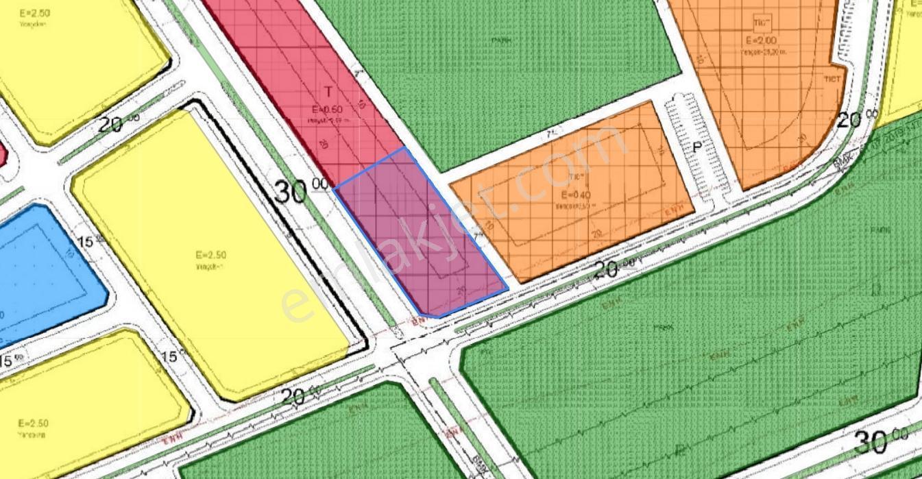 Erkilet Osmangazi Mah. Temiz Ticari Köşe Parselde 469 M2 Hisse